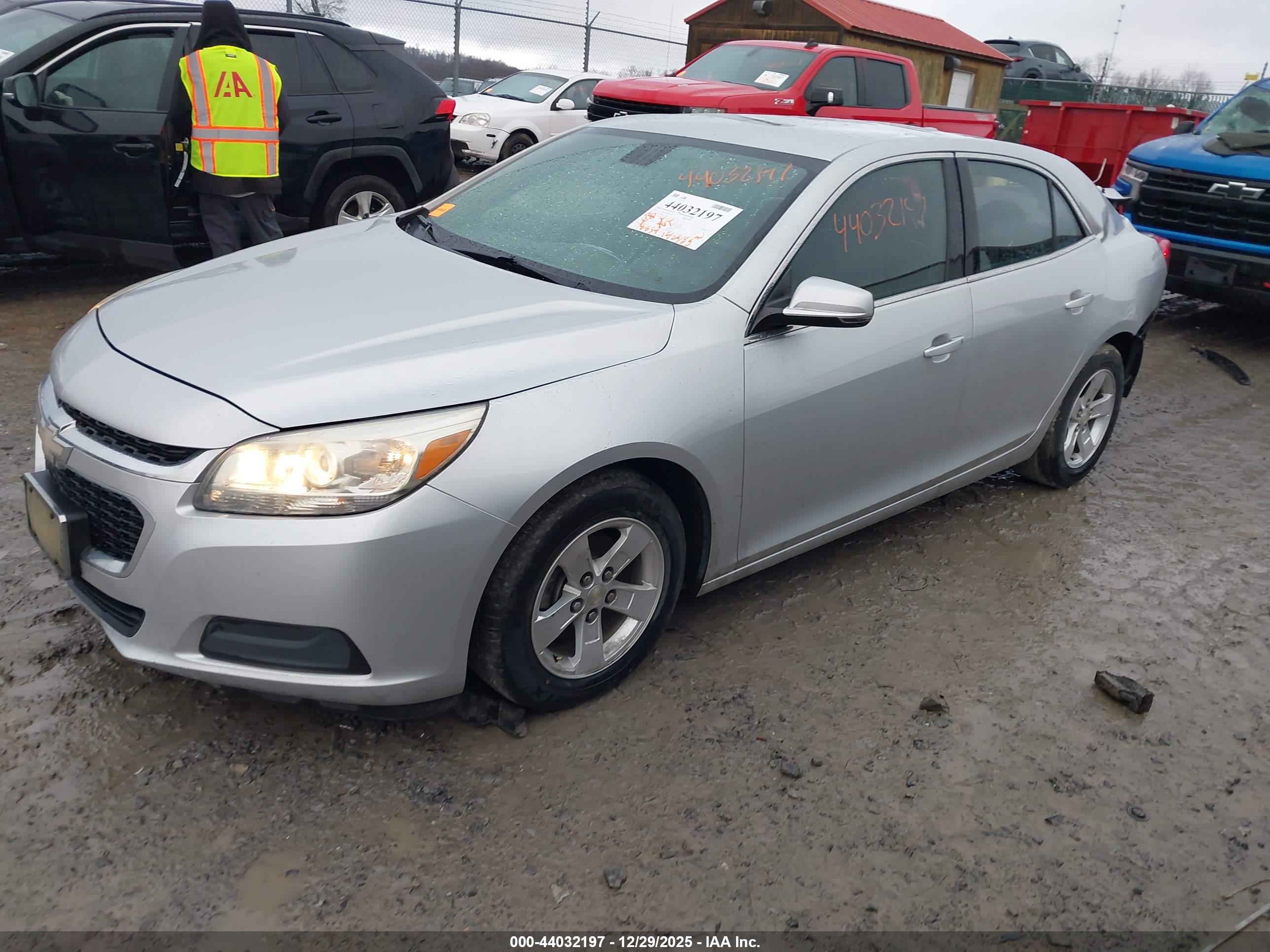 CHEVROLET MALIBU image 2