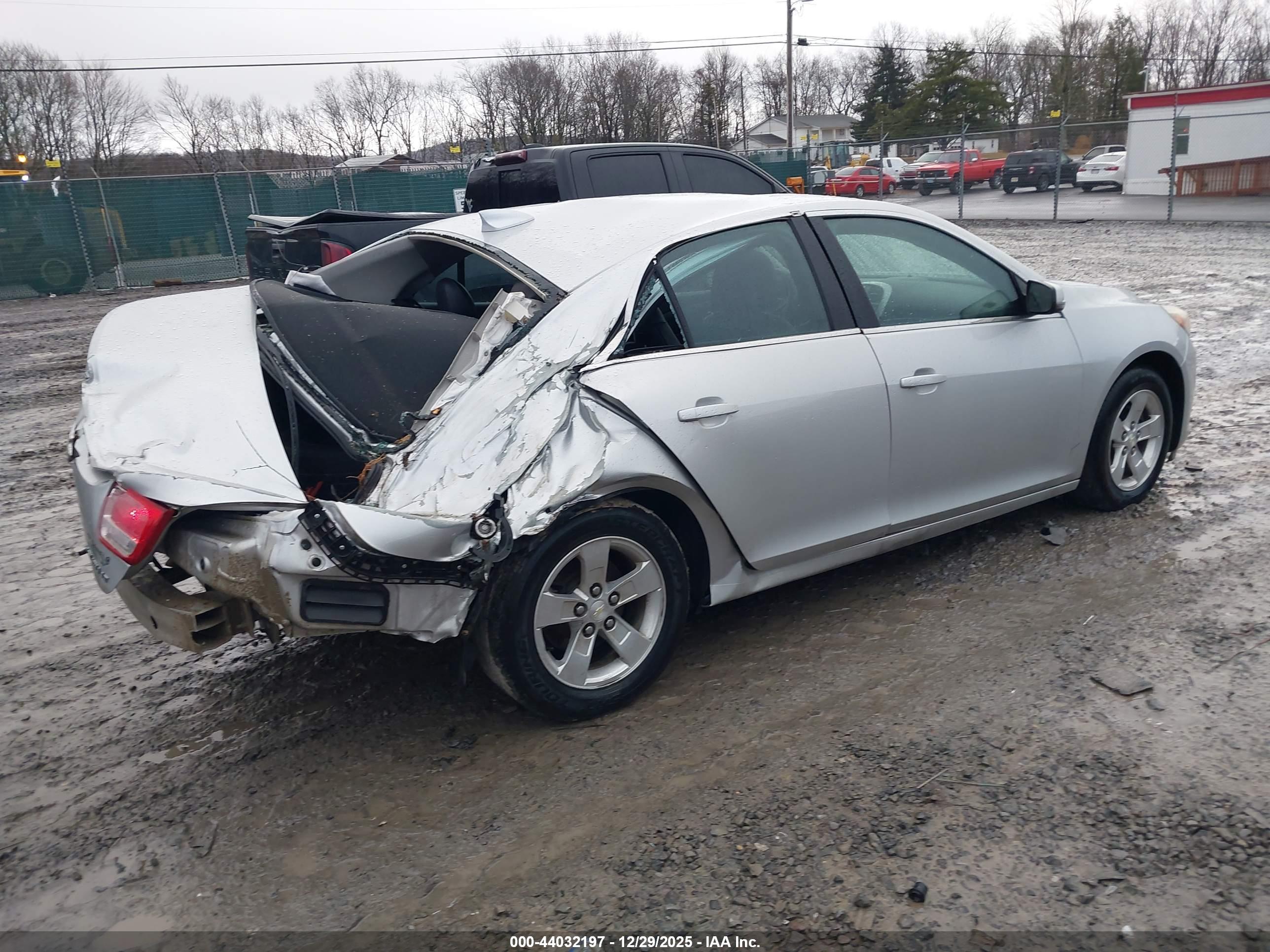 CHEVROLET MALIBU image 4