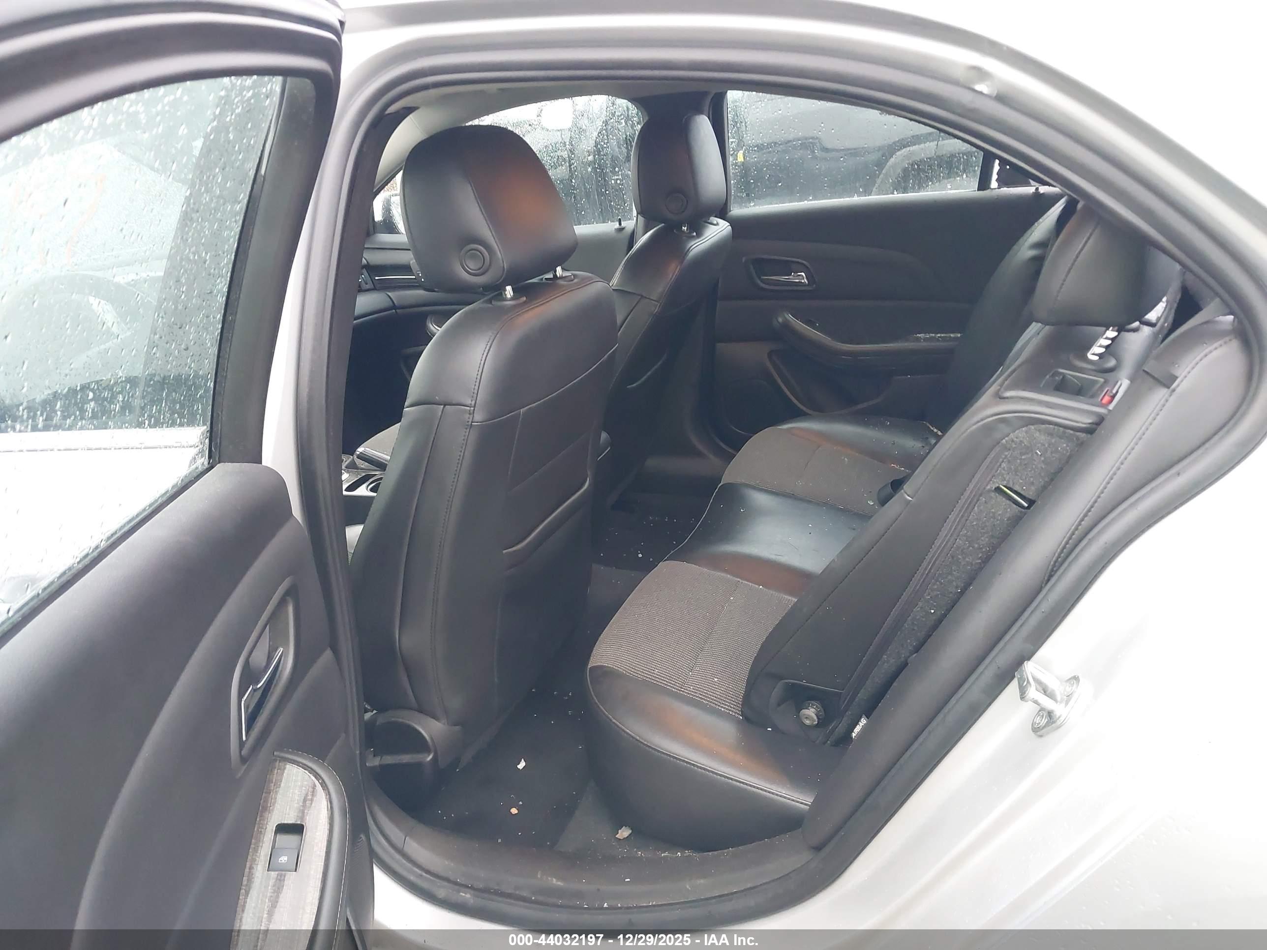 CHEVROLET MALIBU image 8