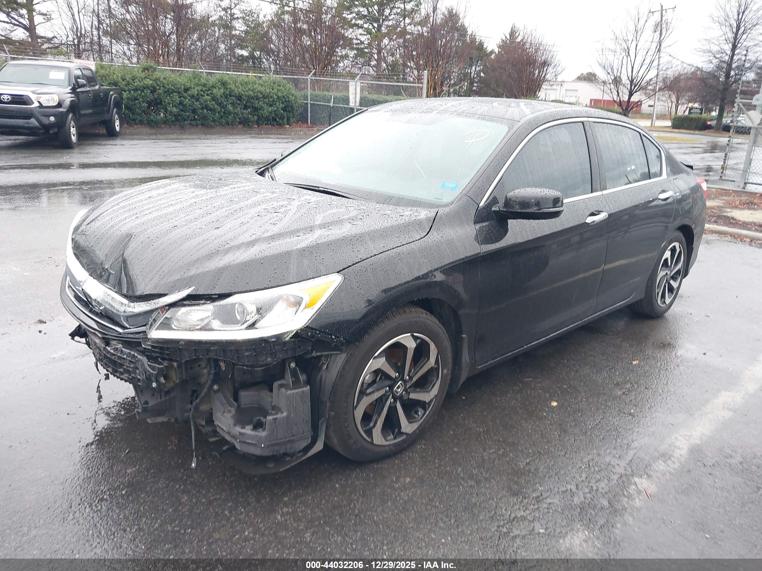 HONDA ACCORD image 2