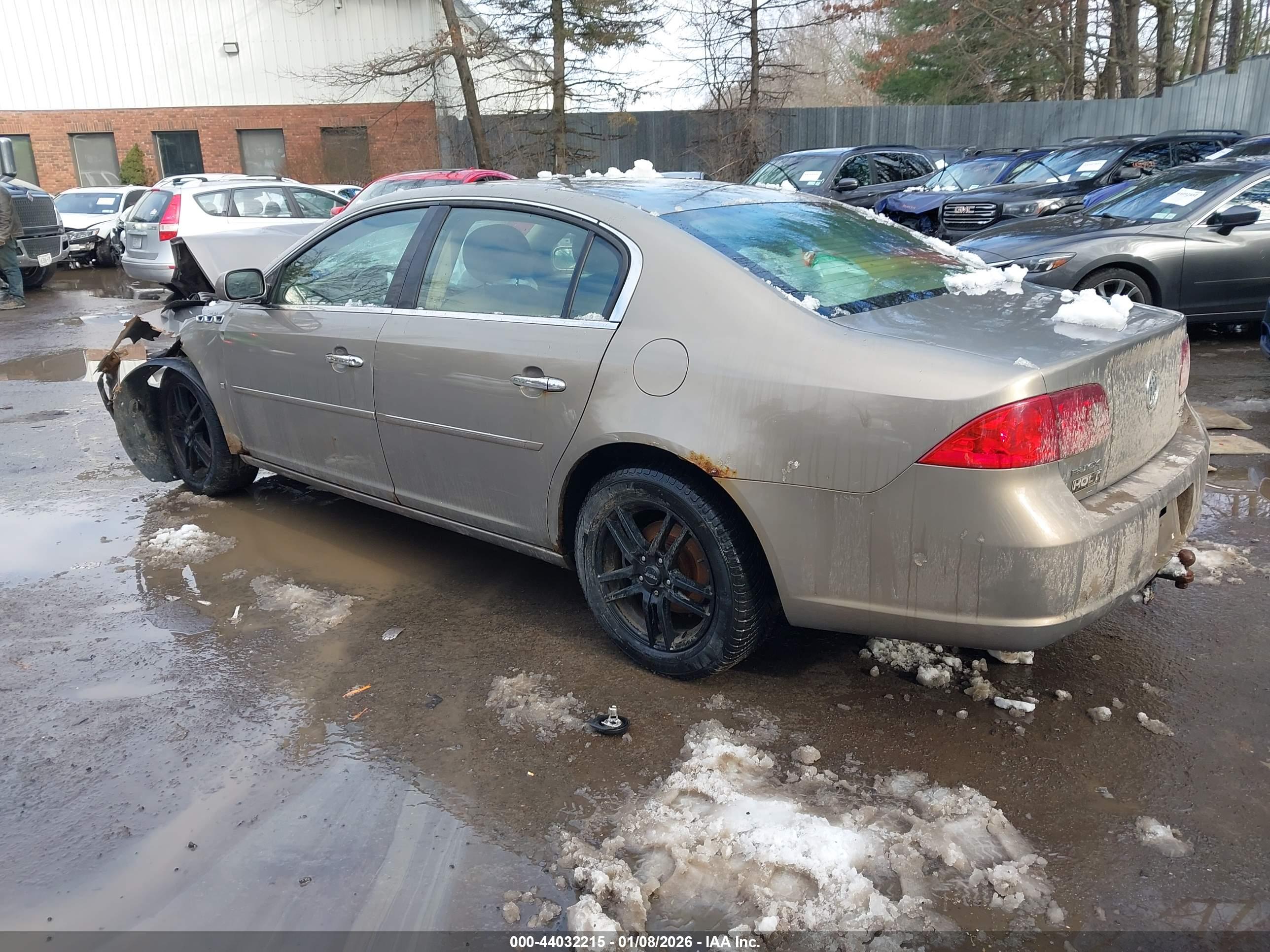 BUICK LUCERNE image 3