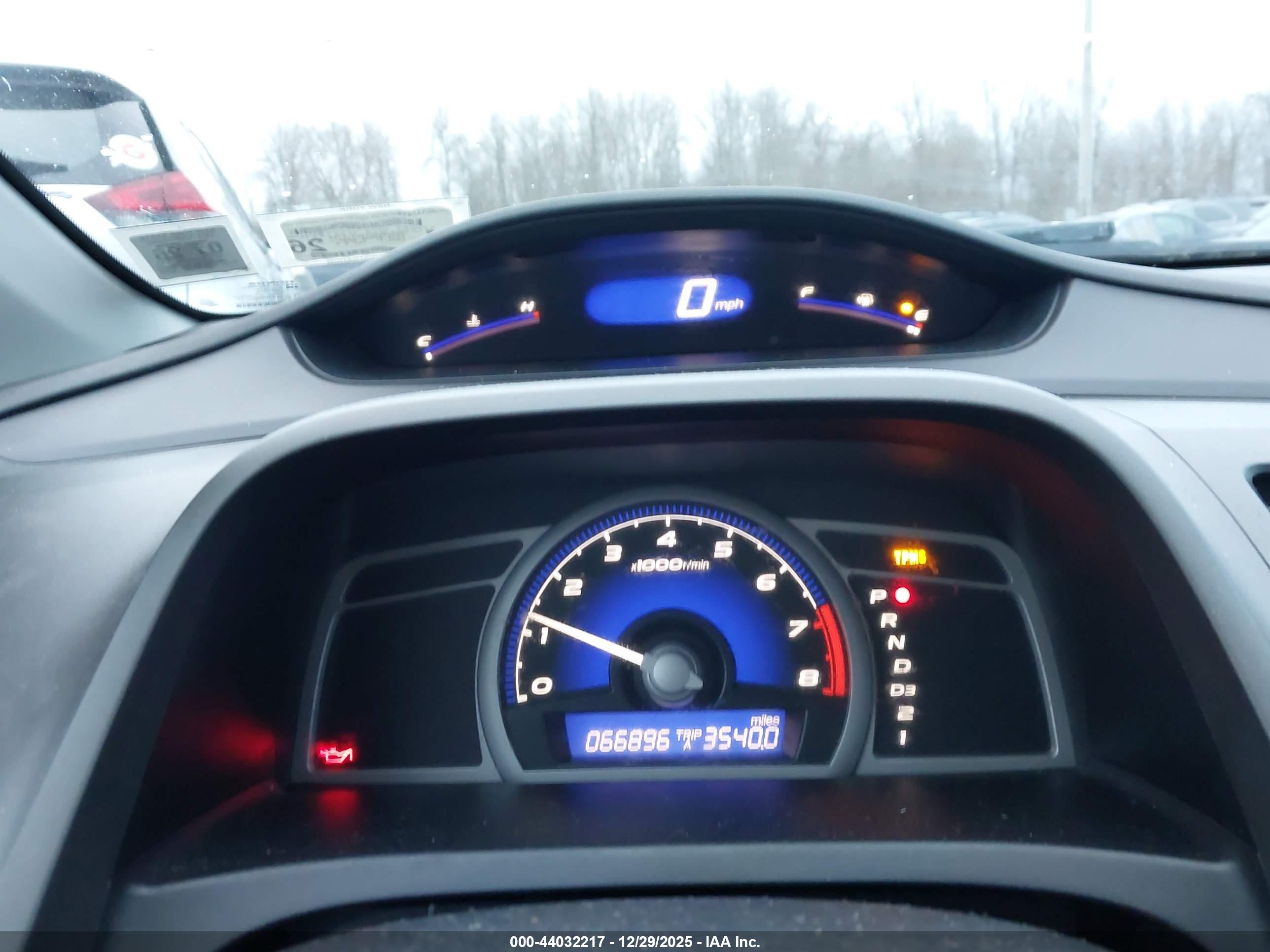 HONDA CIVIC image 7