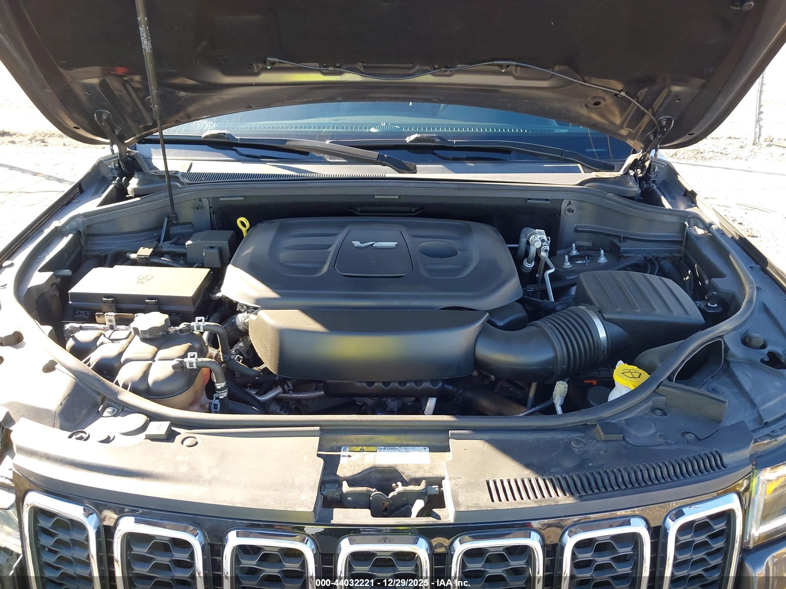 JEEP GRAND image 10