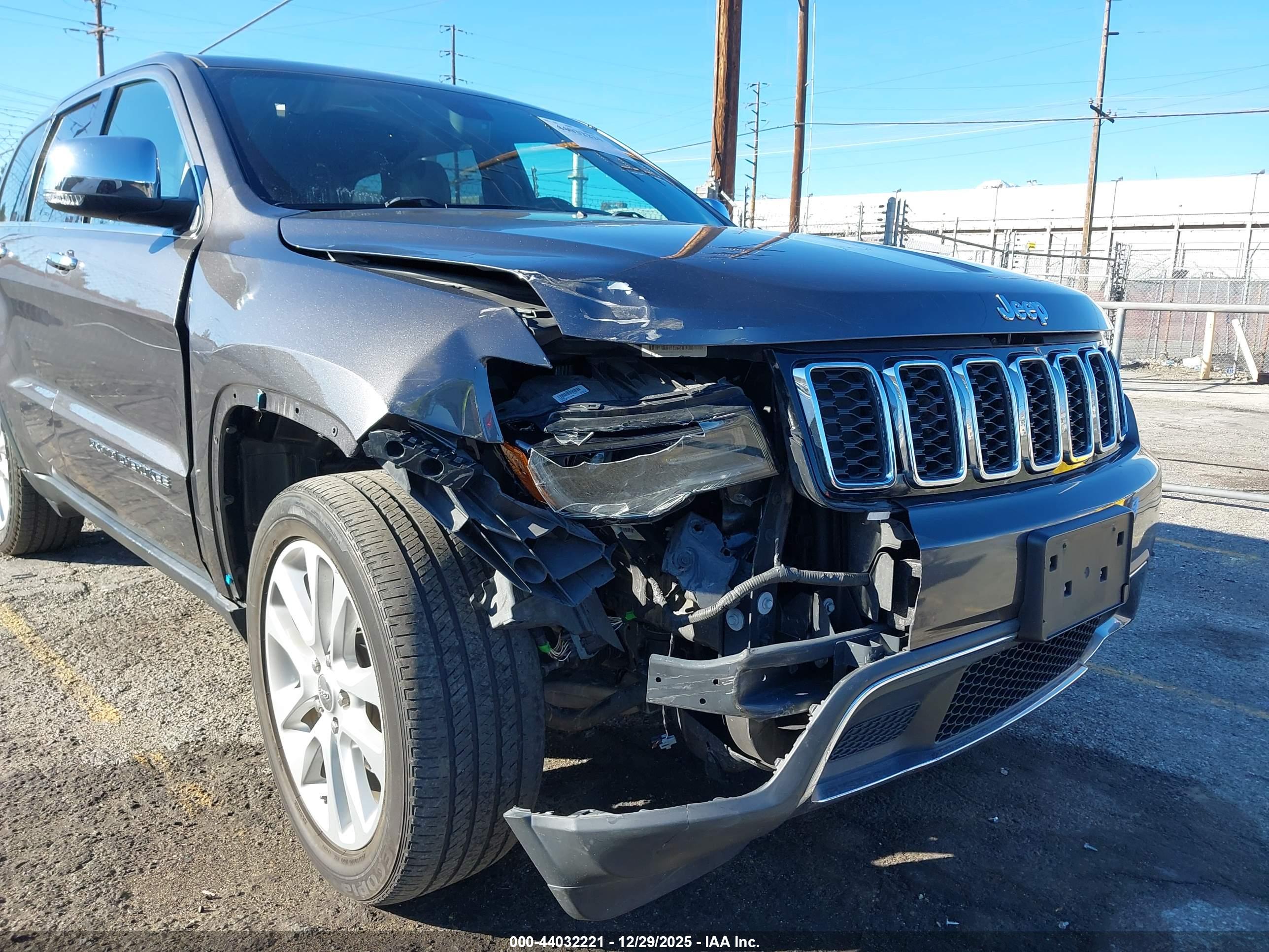 JEEP GRAND image 6