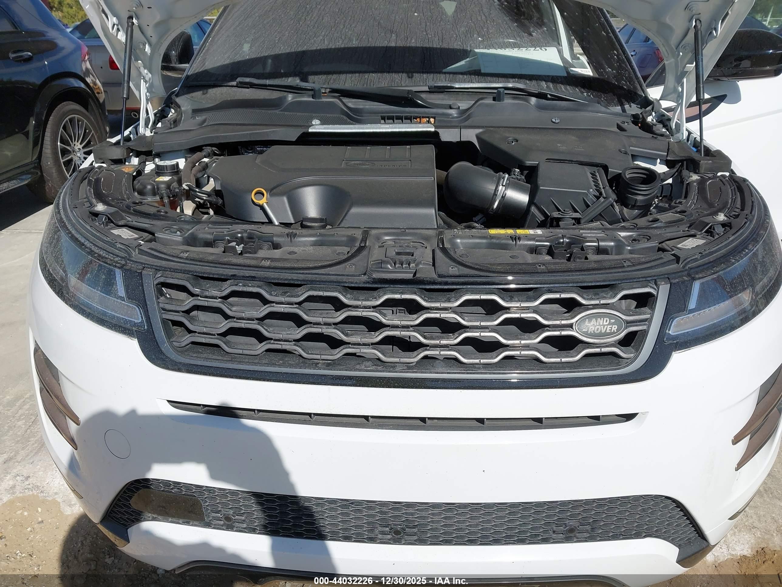 LAND ROVER image 10