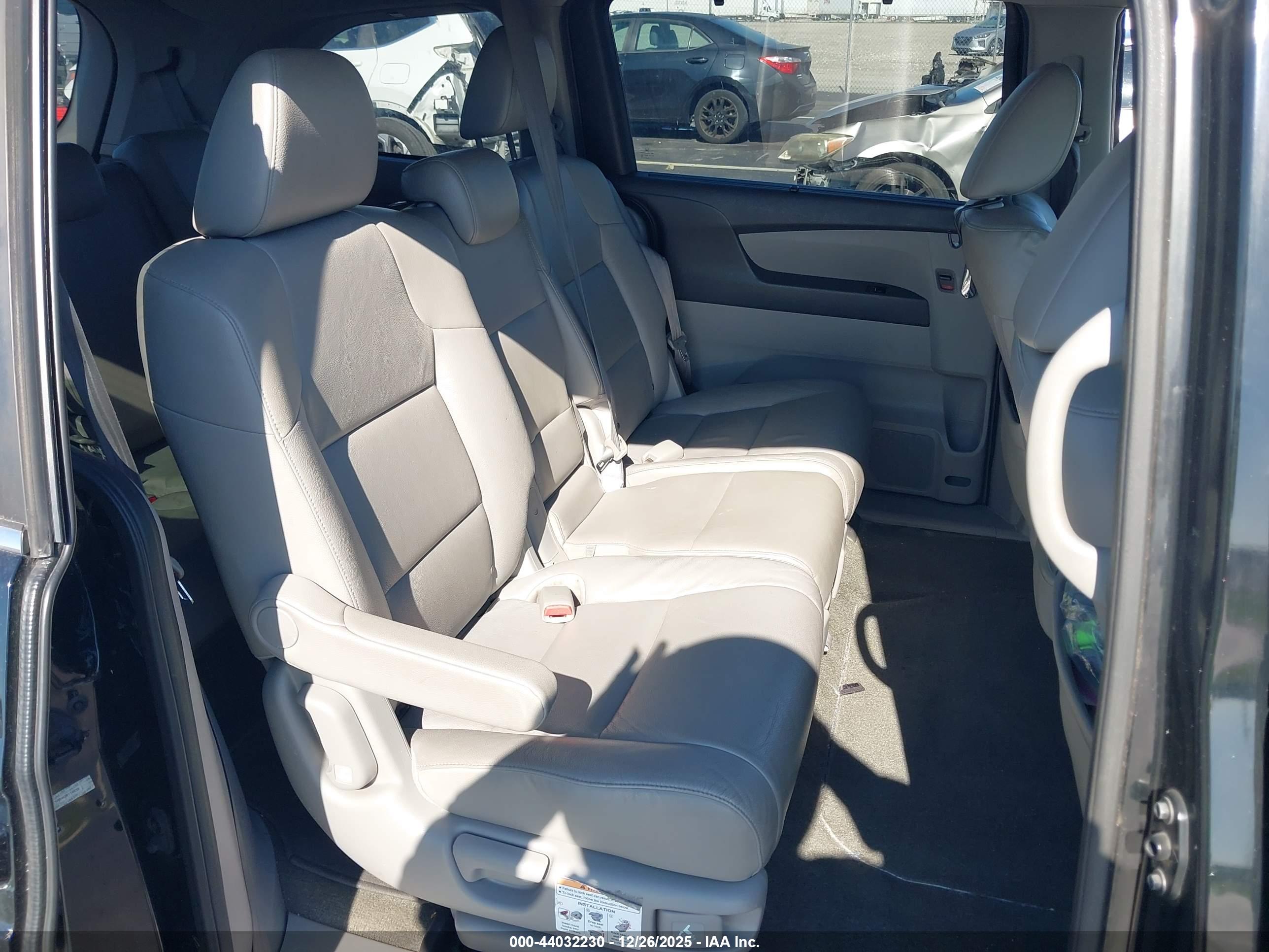 HONDA ODYSSEY image 8
