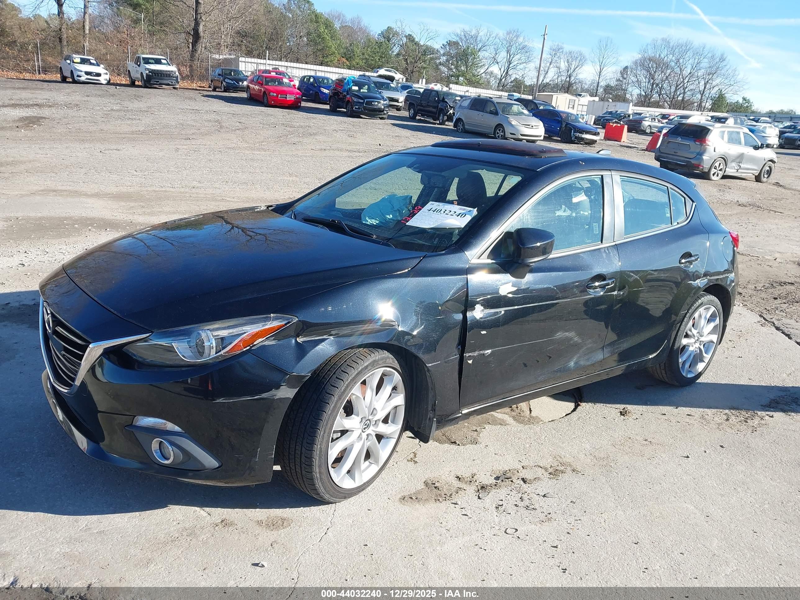 MAZDA MAZDA3 image 6