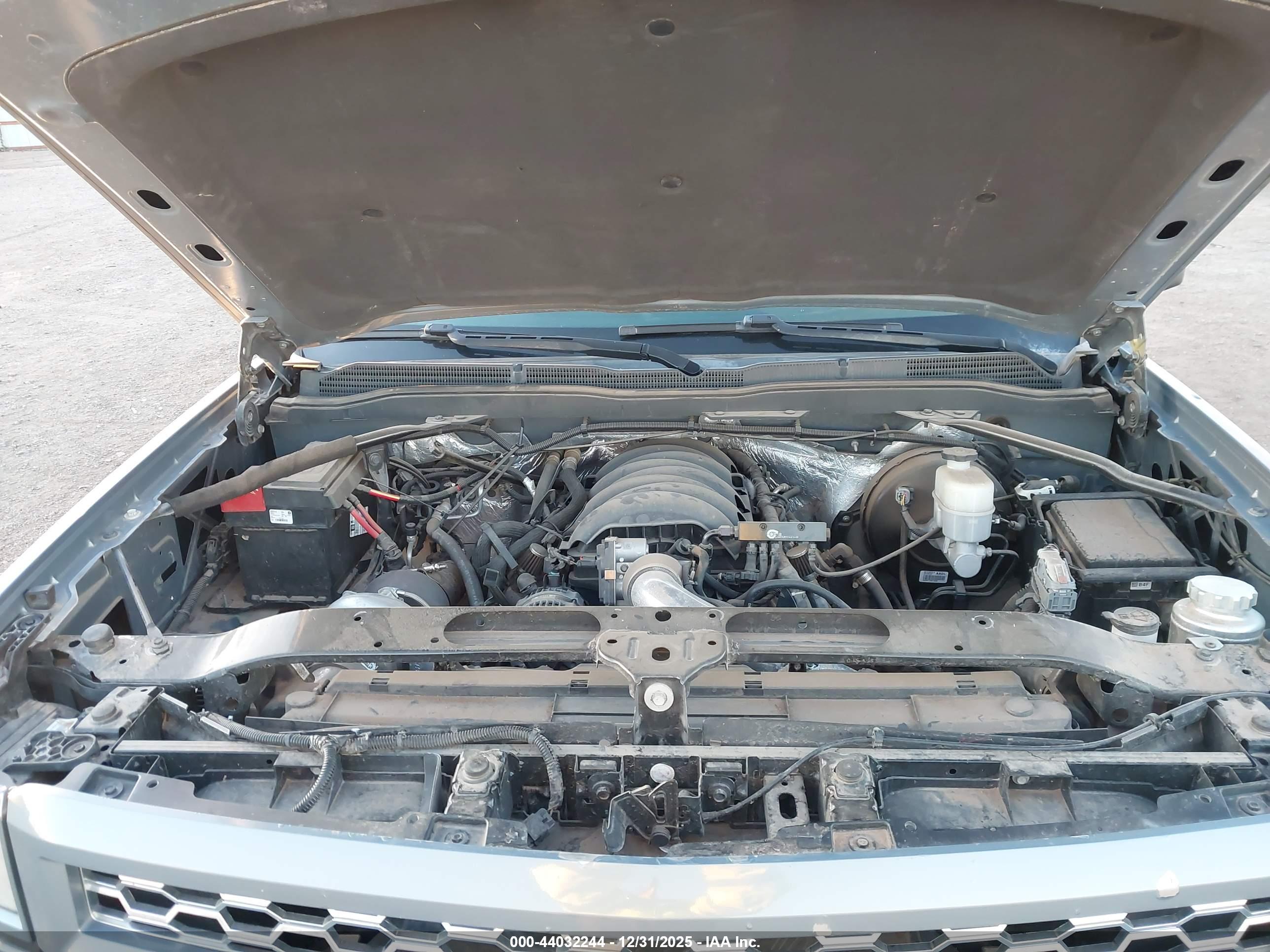 CHEVROLET SILVERADO image 10