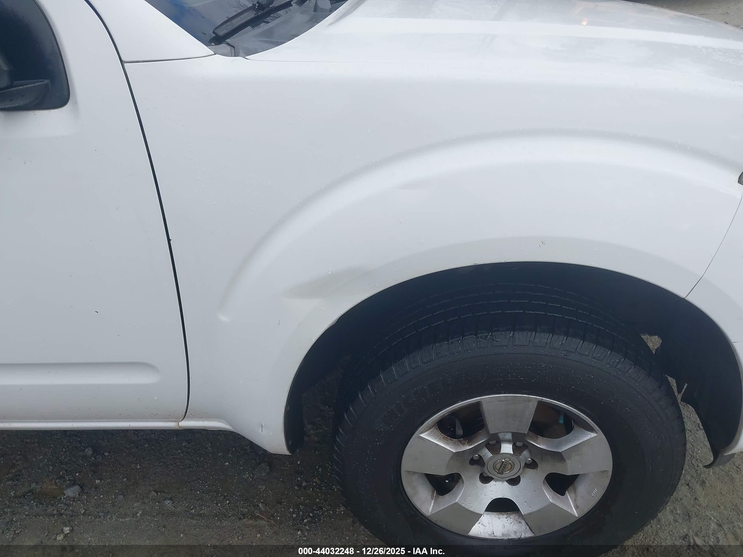 NISSAN PATHFINDER image 6