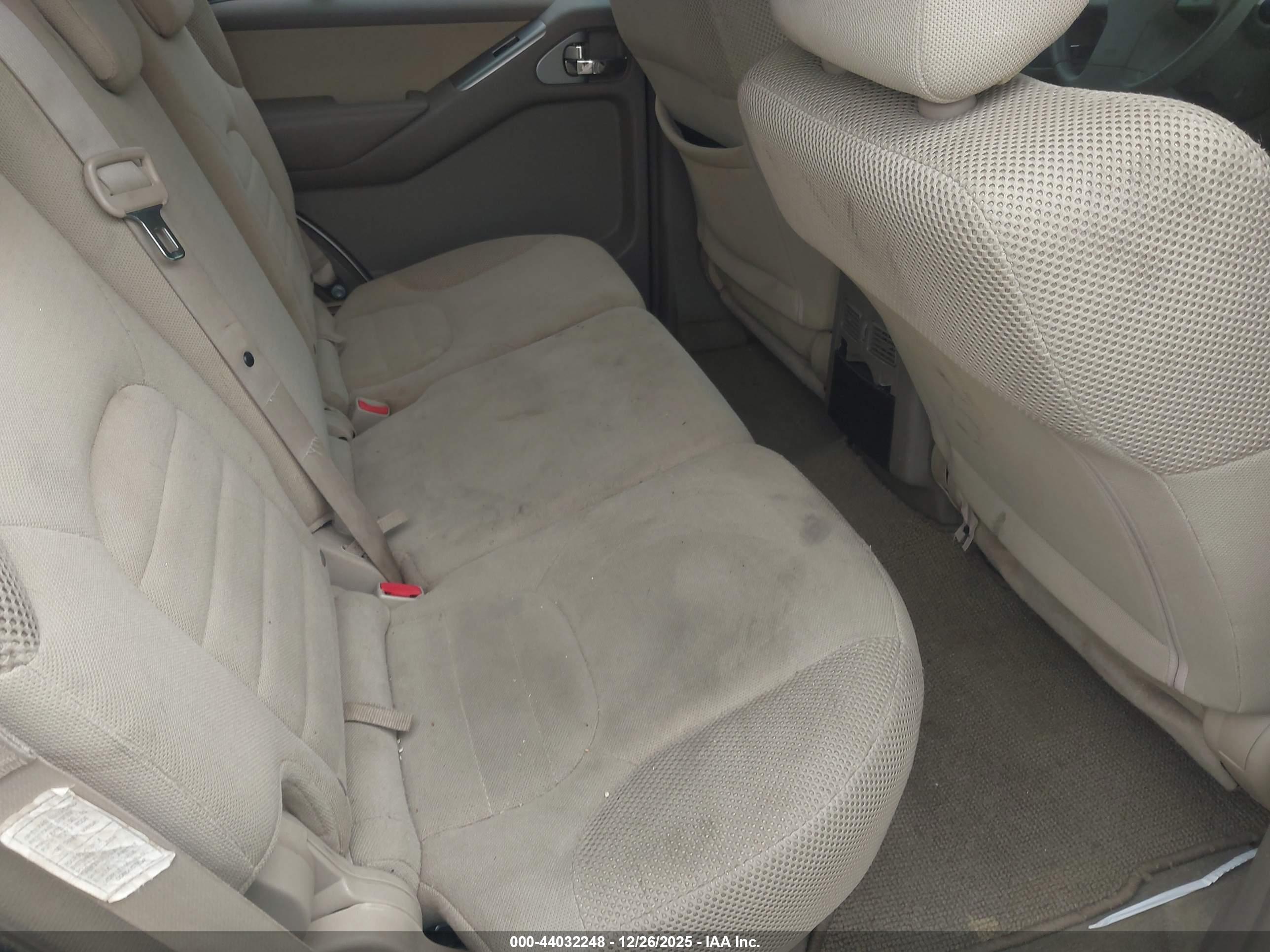 NISSAN PATHFINDER image 8