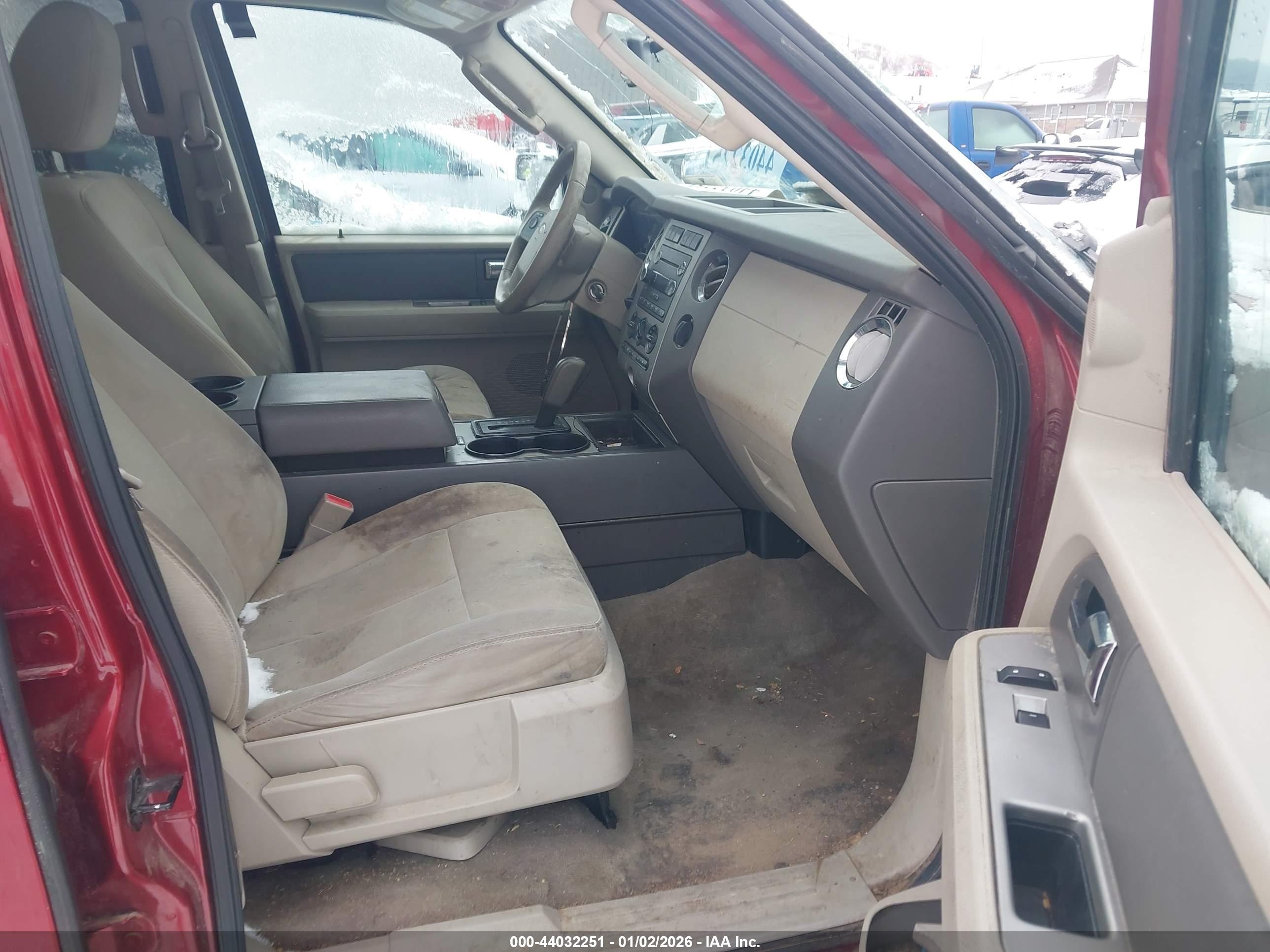 FORD EXPEDITION image 5