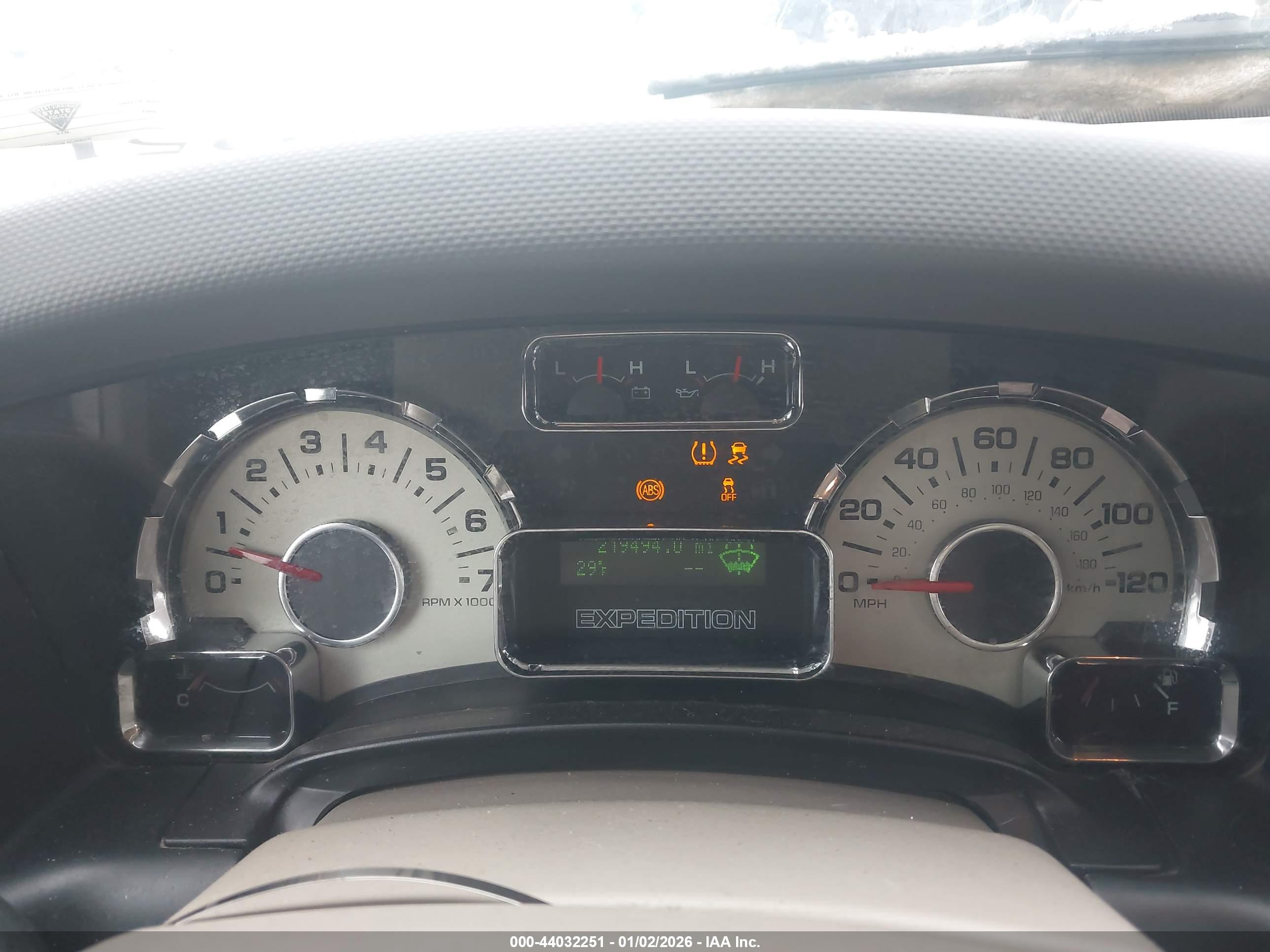 FORD EXPEDITION image 7