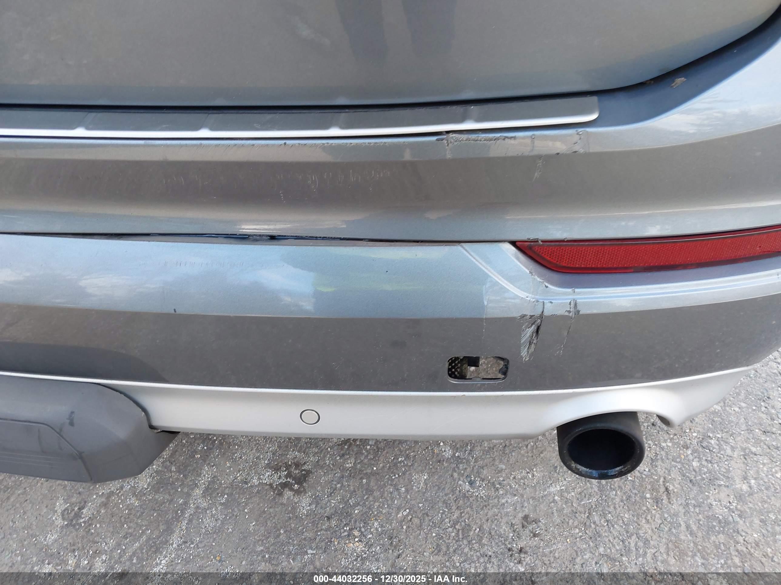 VOLVO XC90 image 6