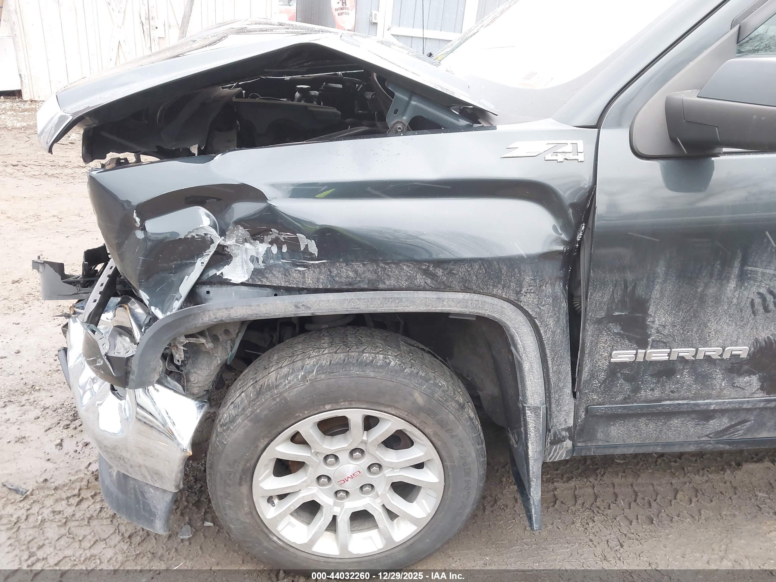 GMC SIERRA image 6