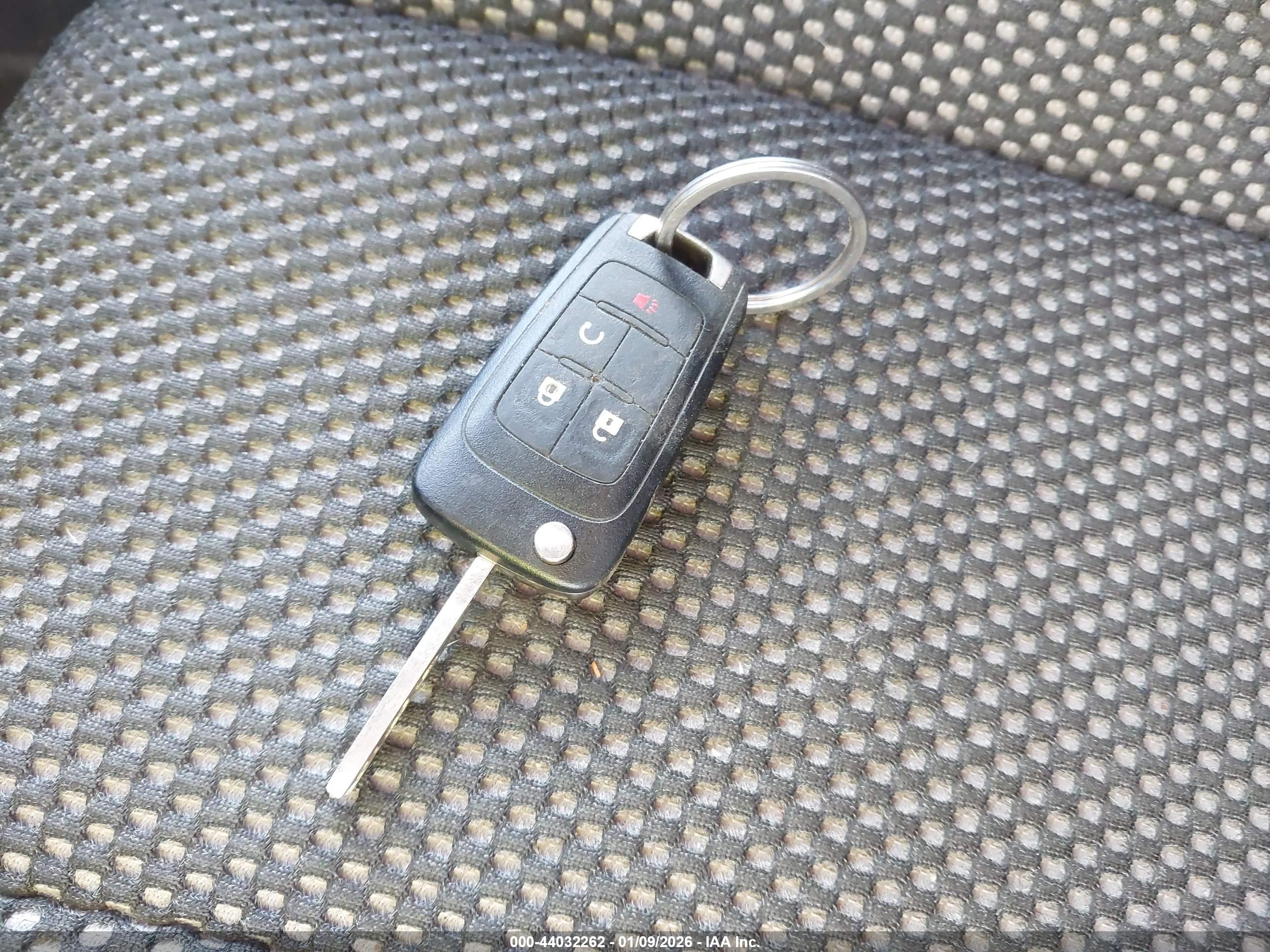 CHEVROLET EQUINOX image 11