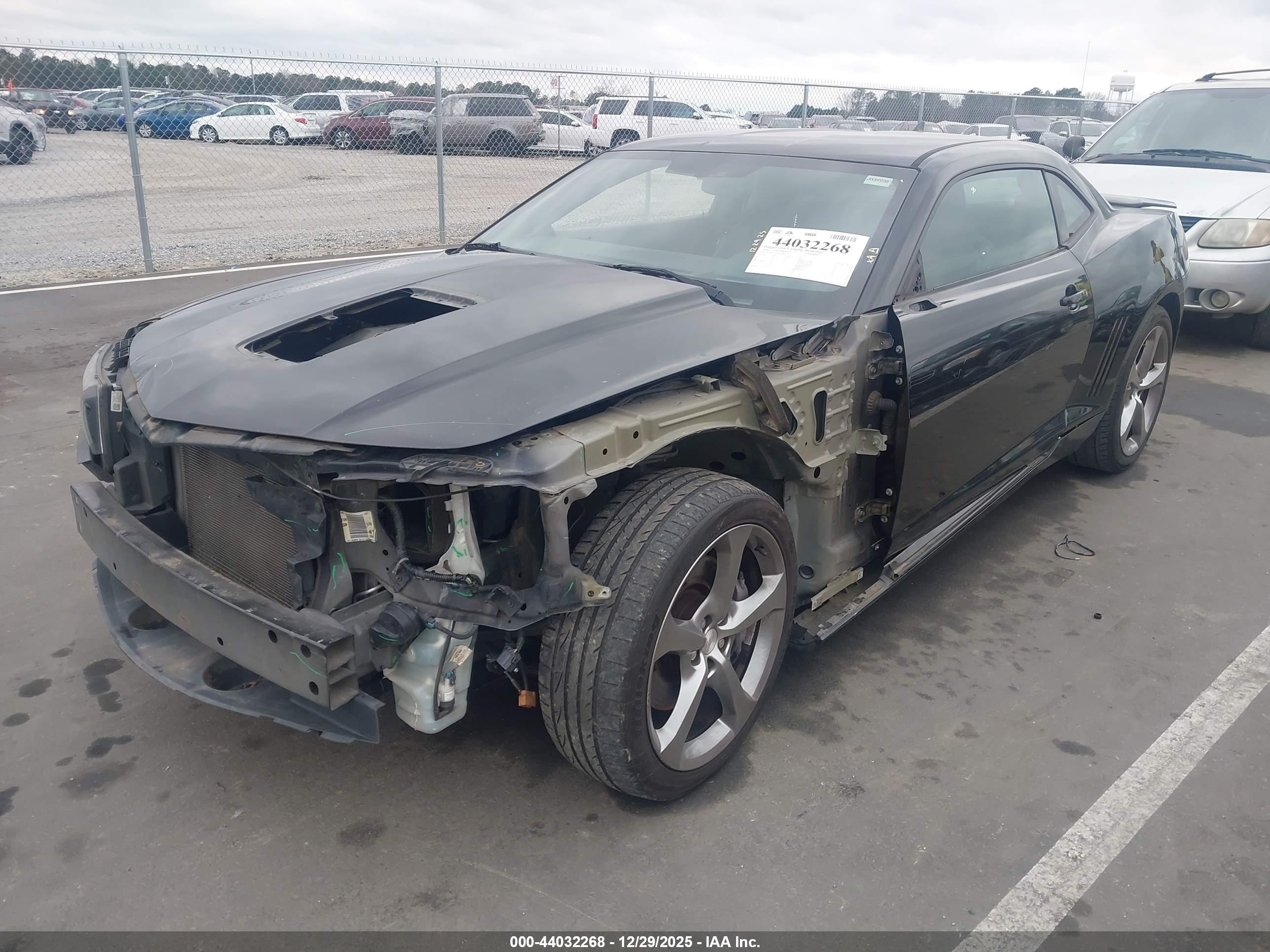 CHEVROLET CAMARO image 2