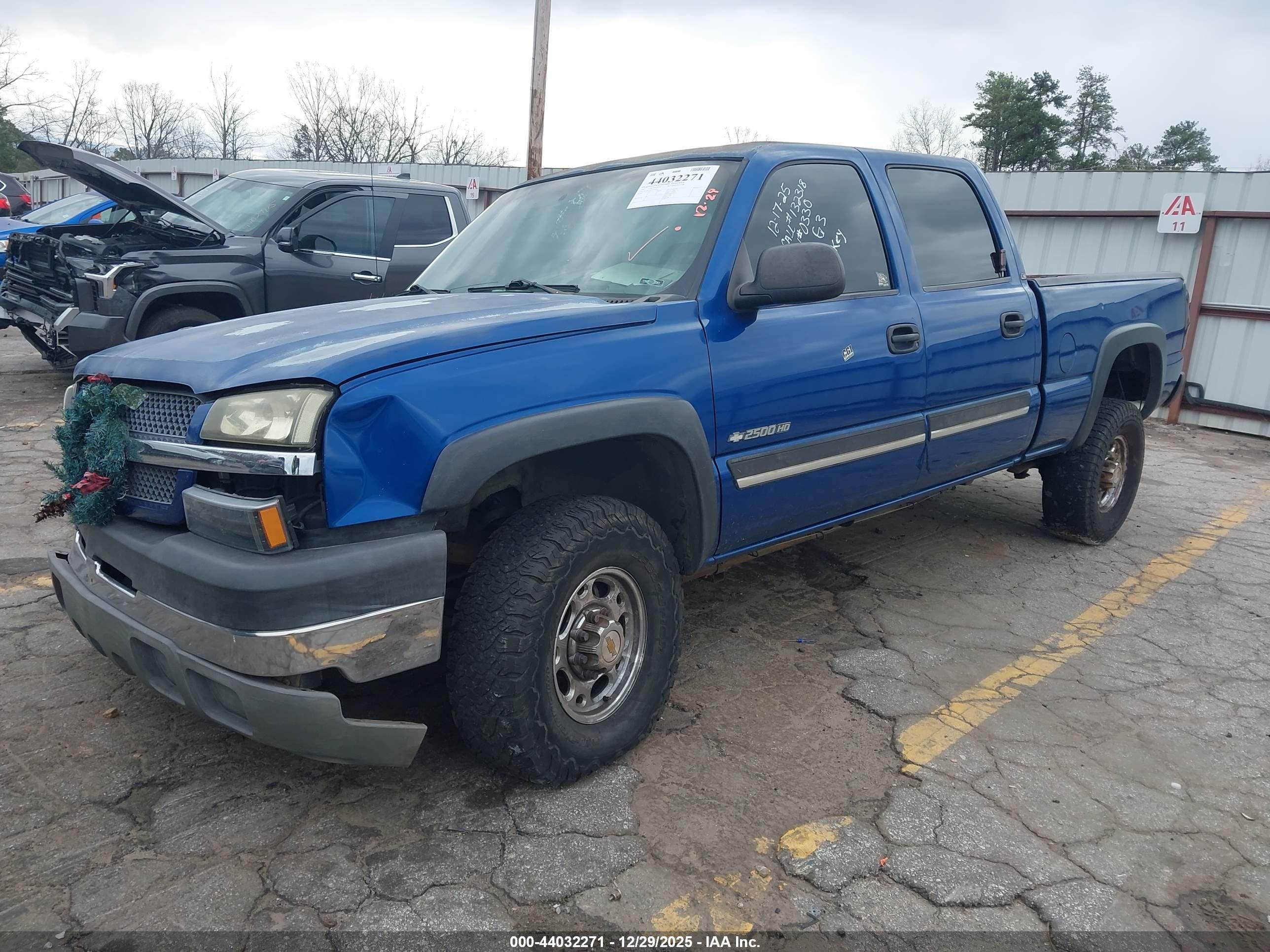 CHEVROLET SILVERADO image 2