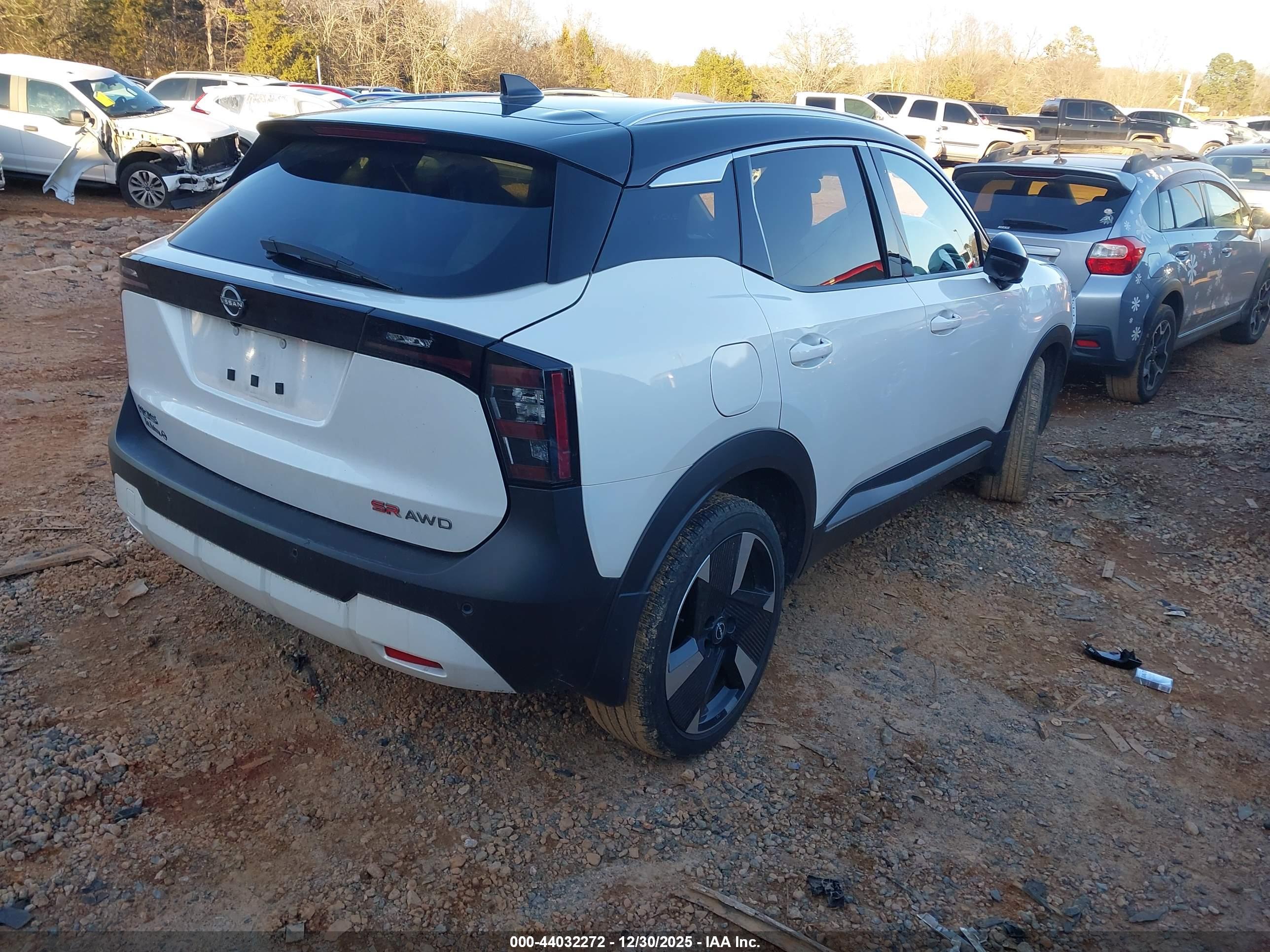NISSAN KICKS image 4
