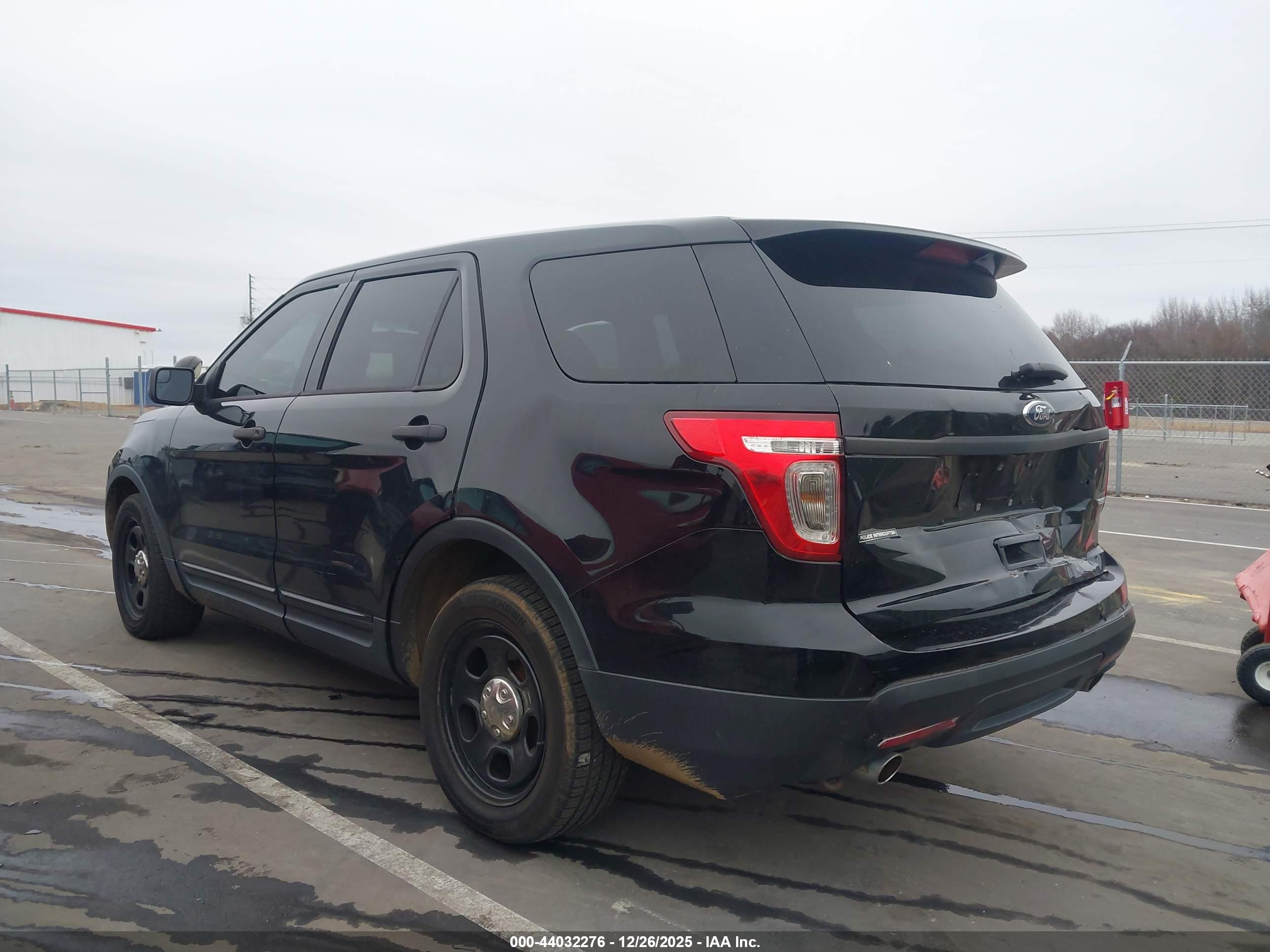FORD UTILITY image 3