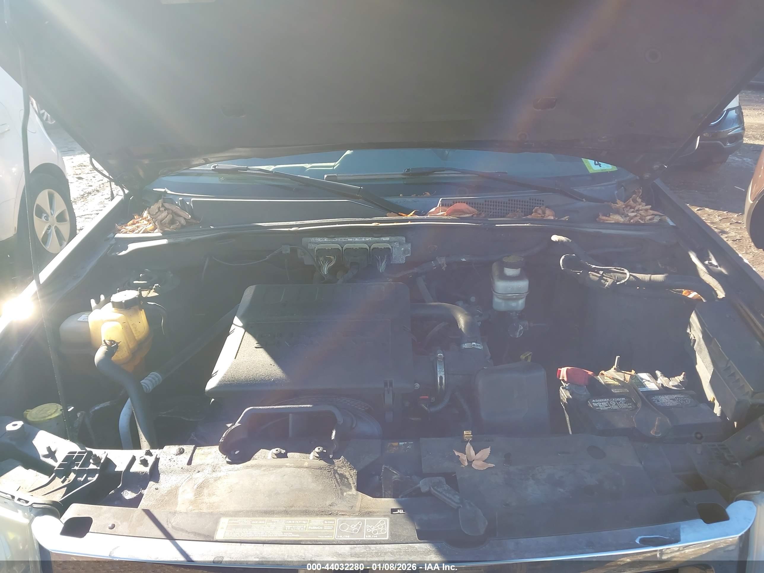 FORD ESCAPE image 10