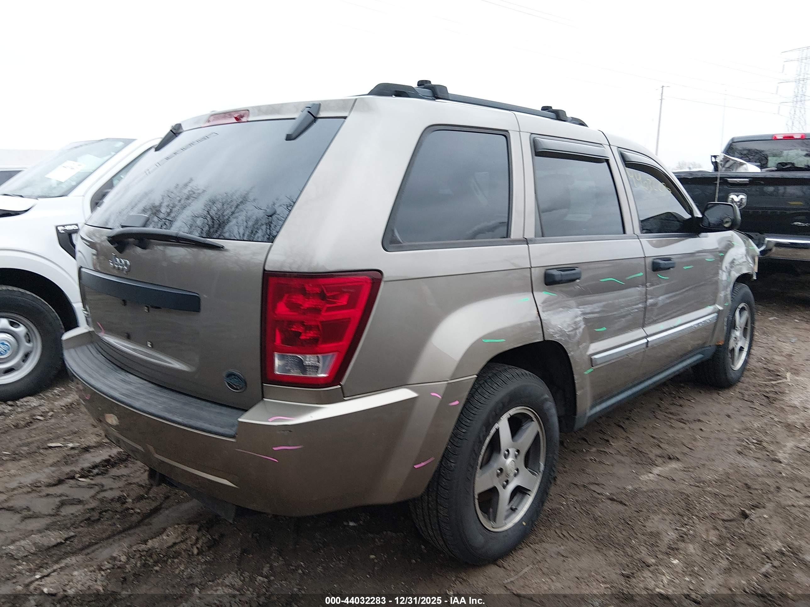JEEP GRAND image 4