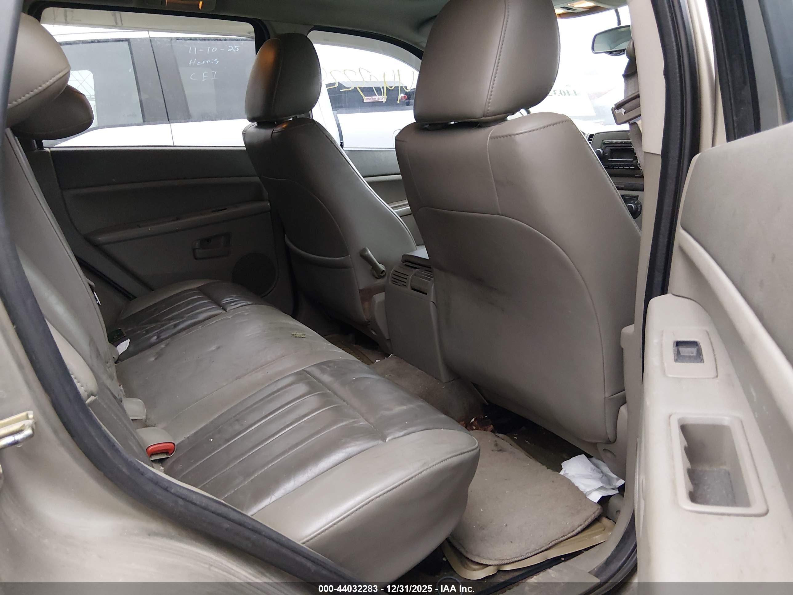 JEEP GRAND image 8