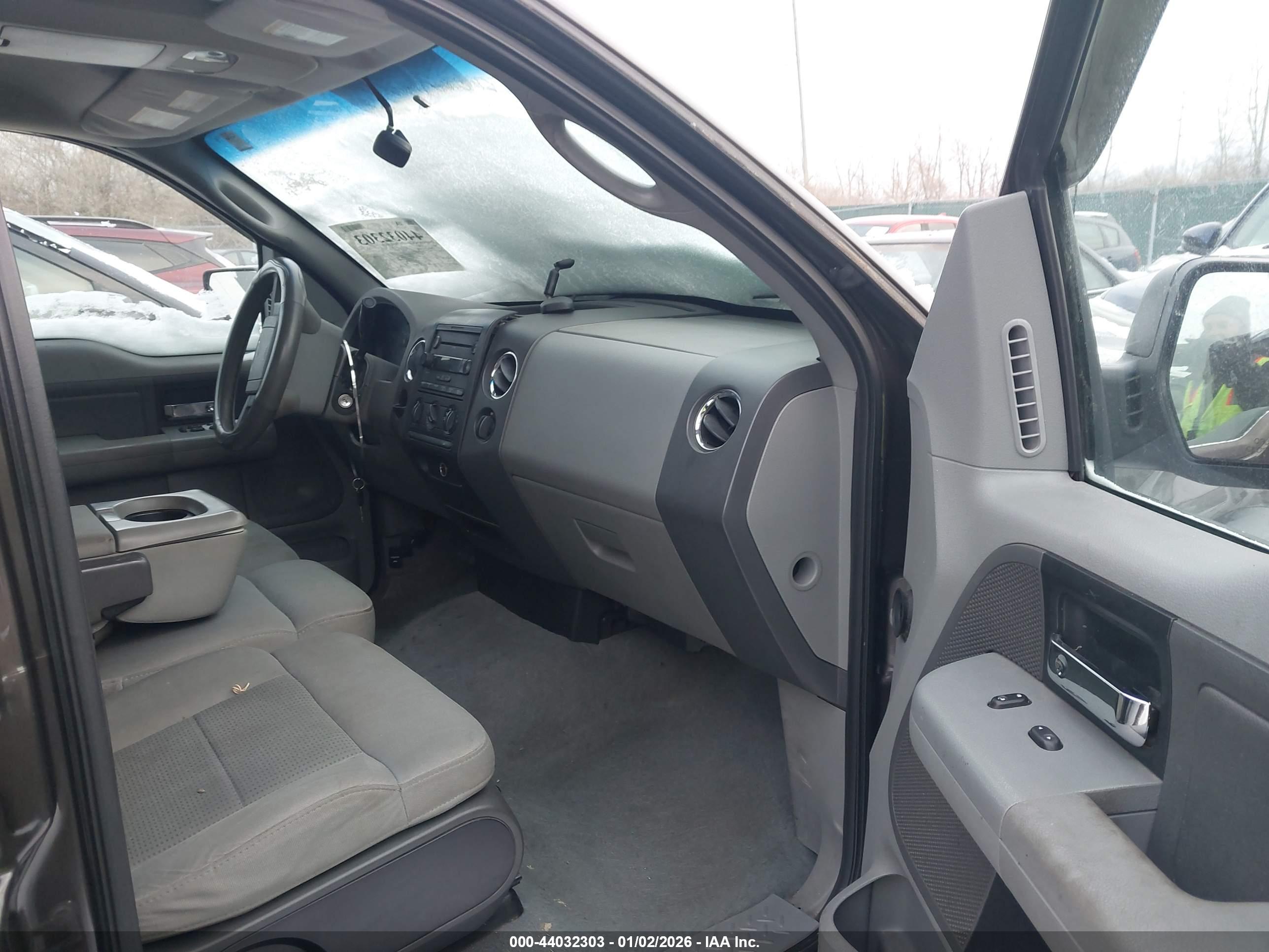 FORD F-150 image 5