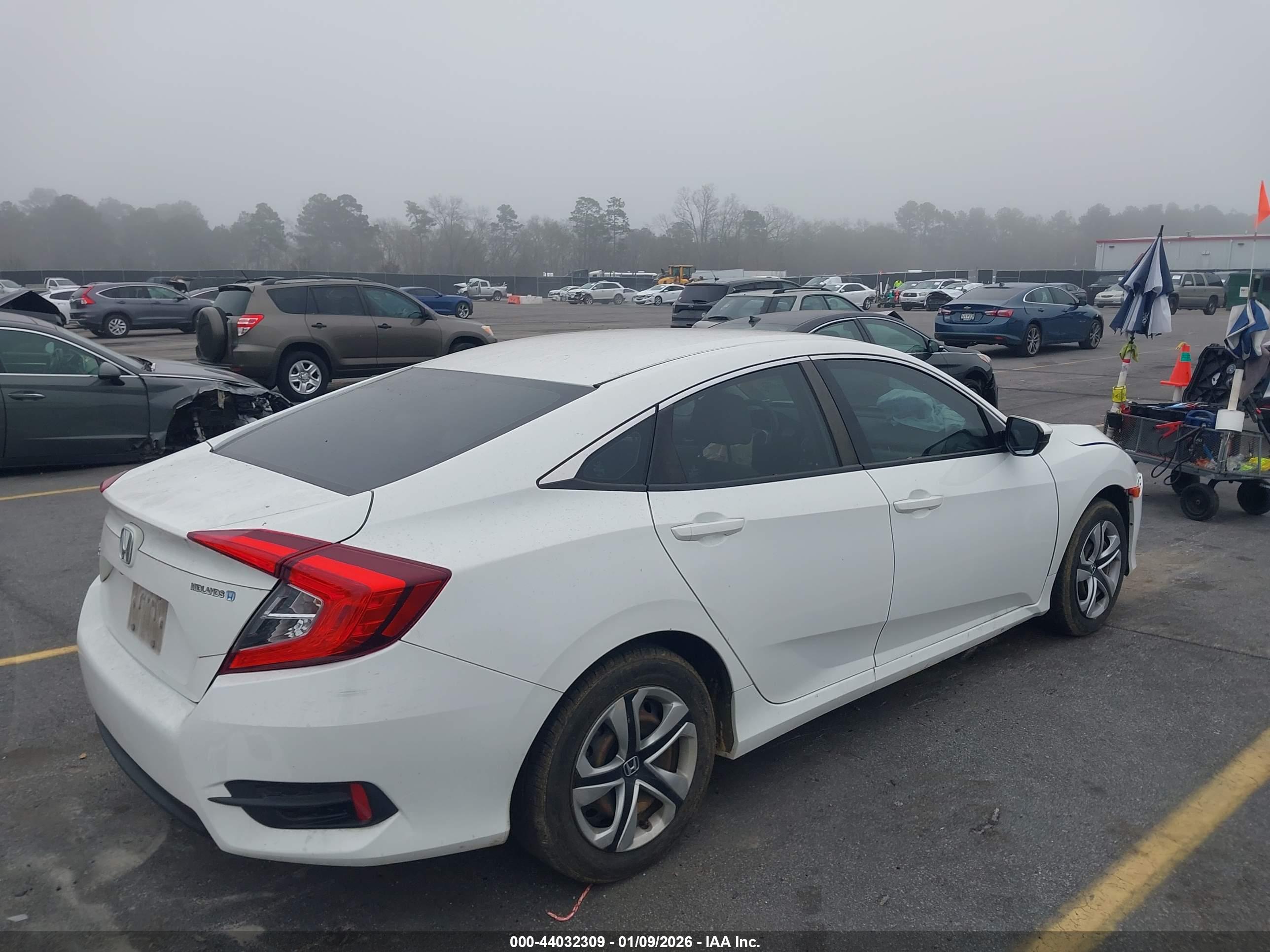 HONDA CIVIC image 4