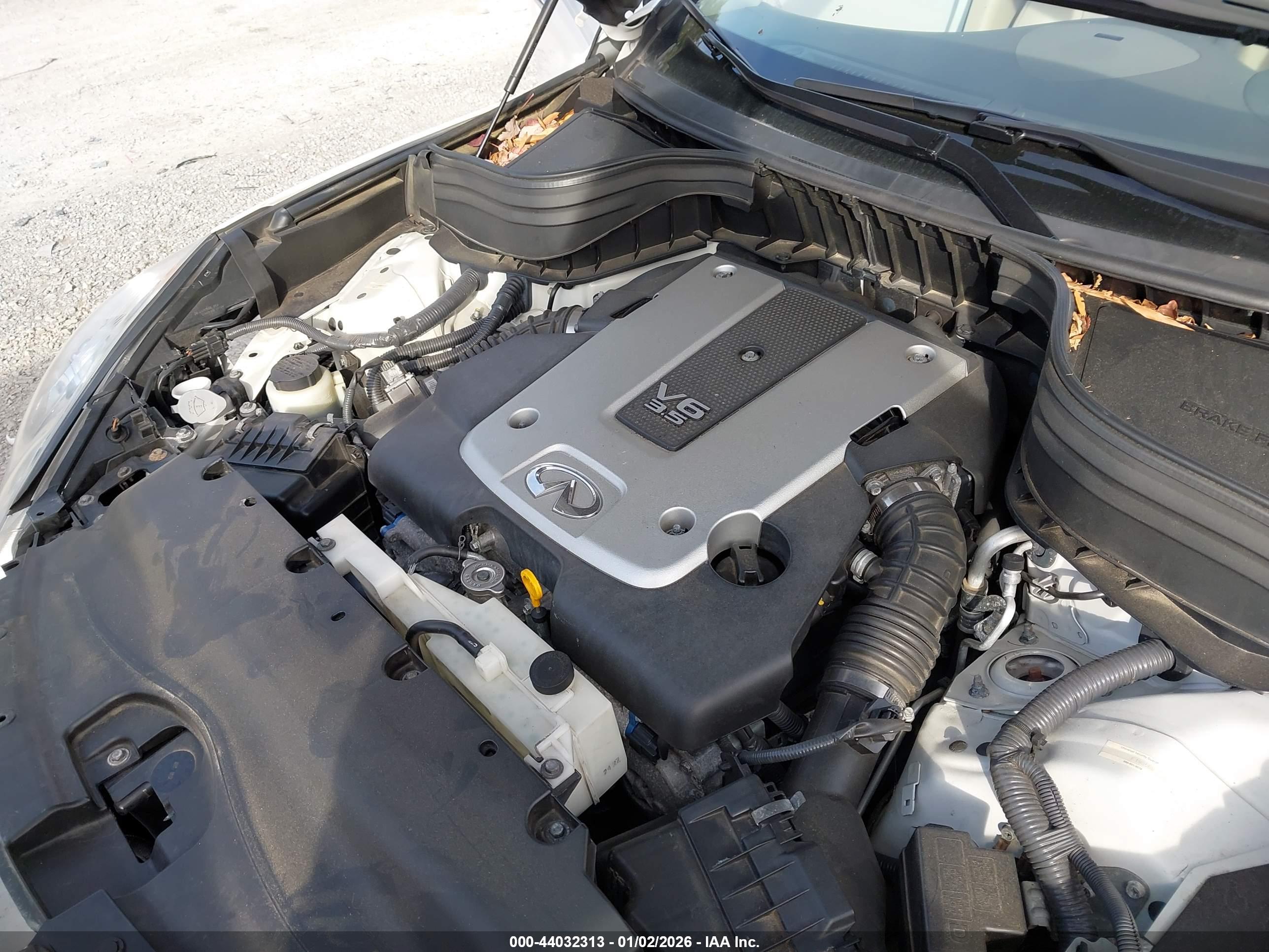 INFINITI EX35 image 10