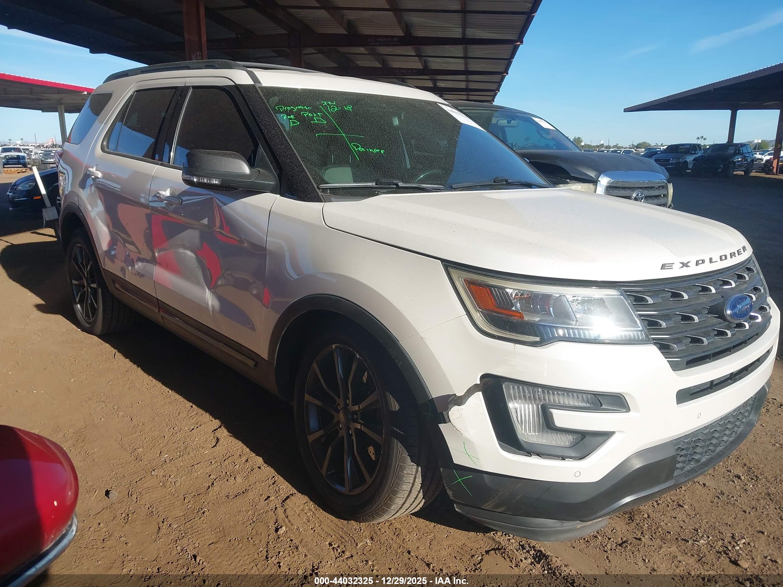 FORD EXPLORER image 6