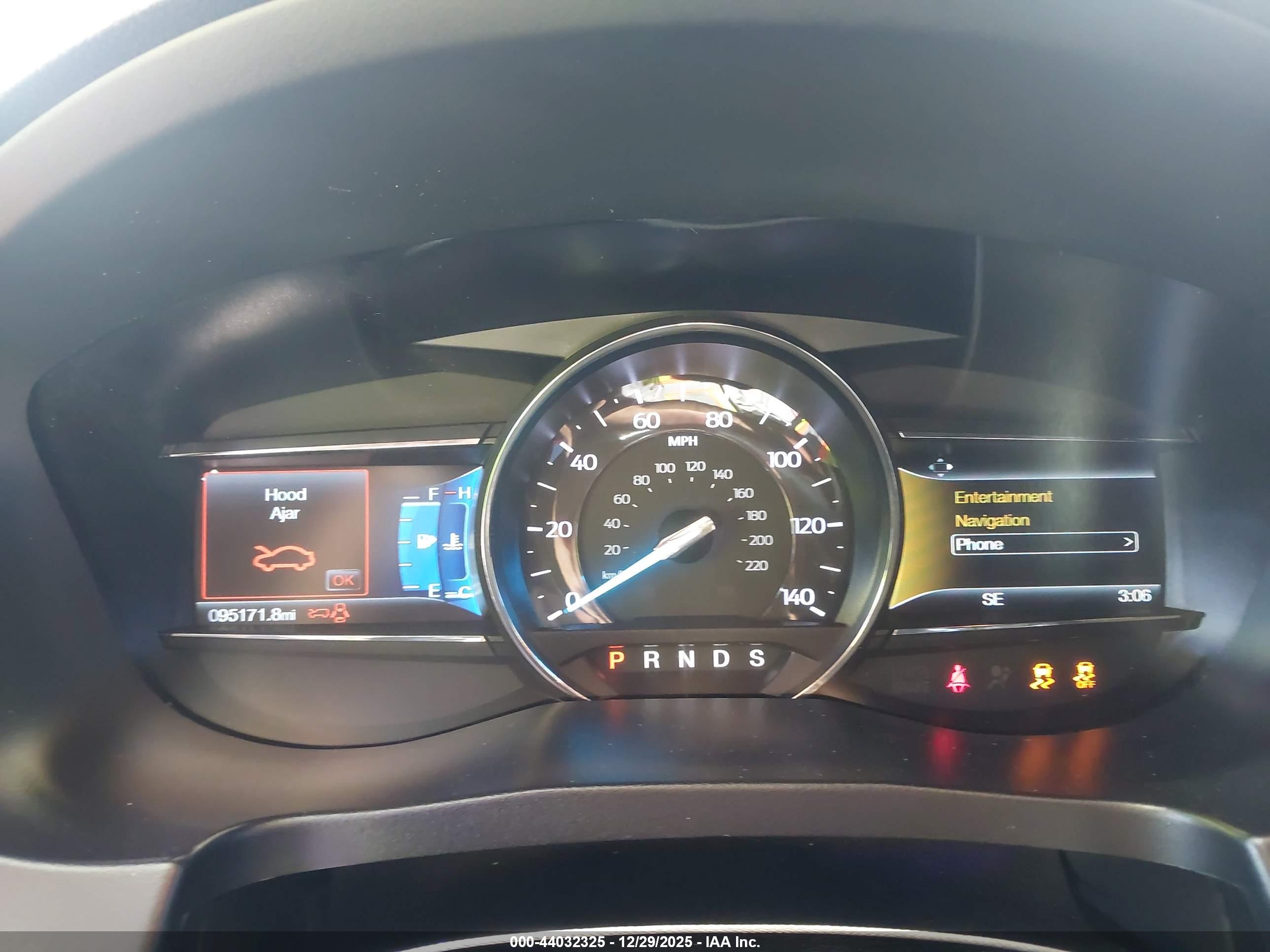 FORD EXPLORER image 7