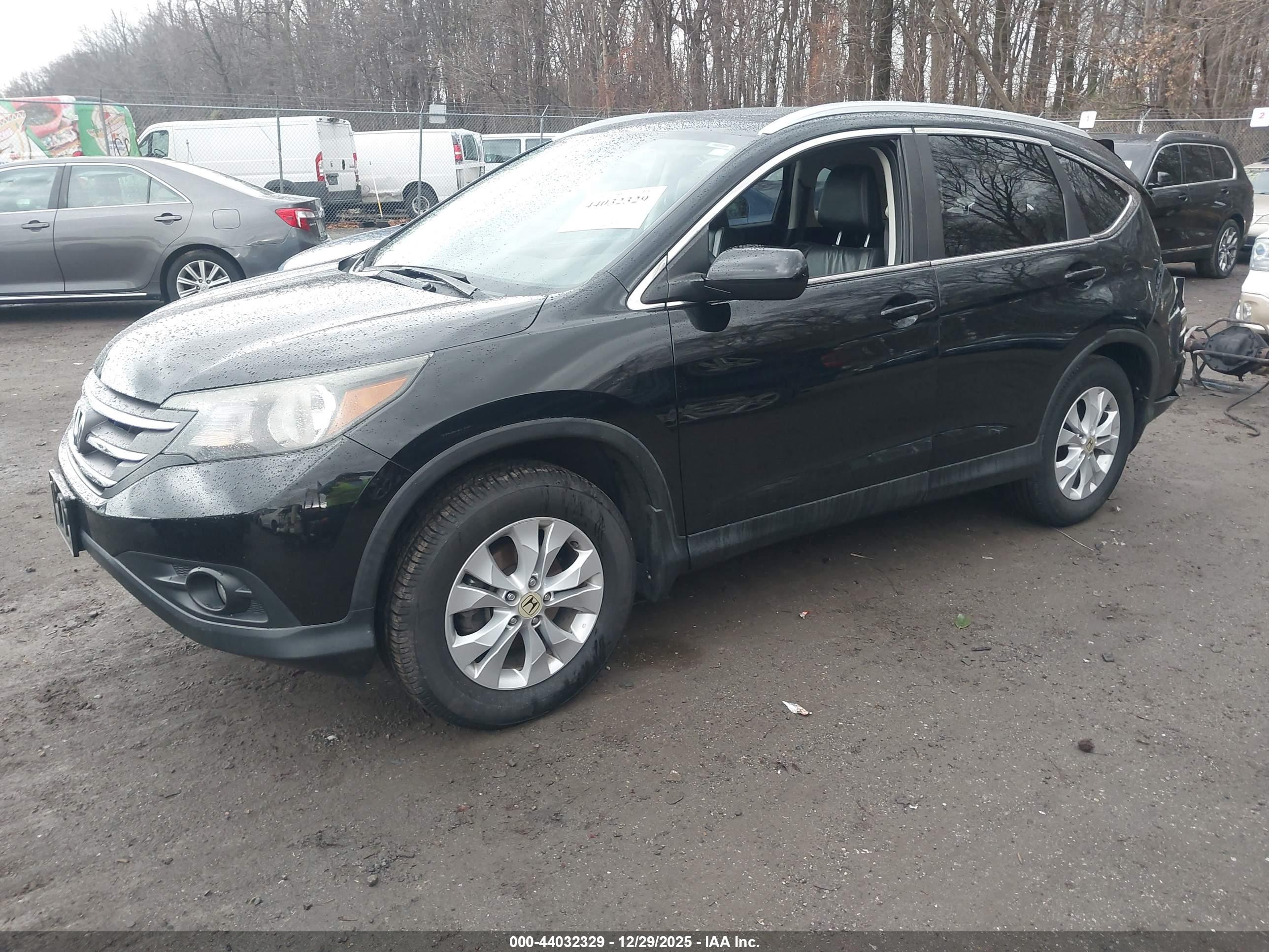 HONDA CR-V image 2