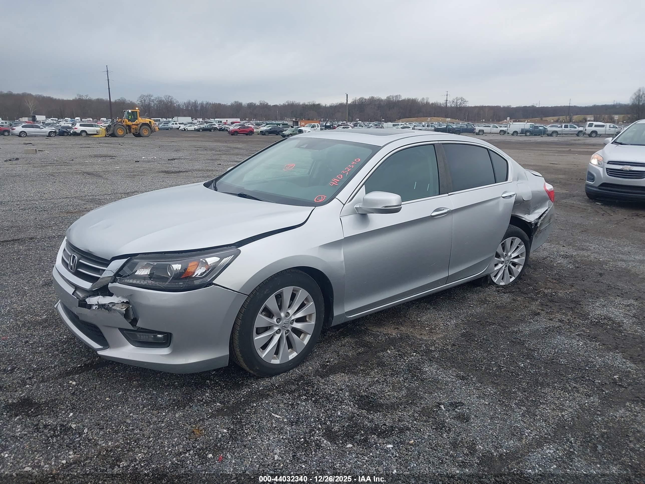 HONDA ACCORD image 2