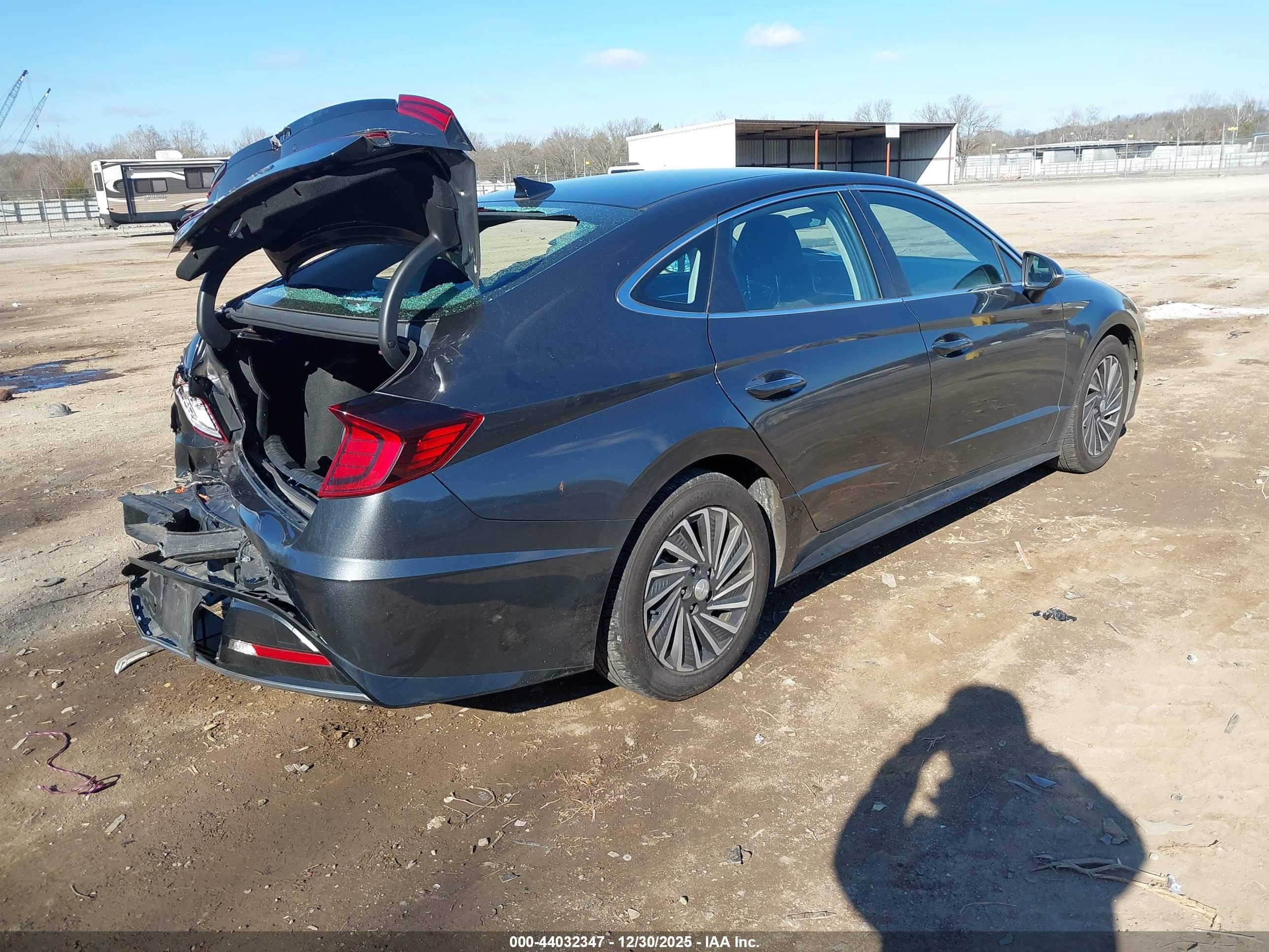 HYUNDAI SONATA image 4