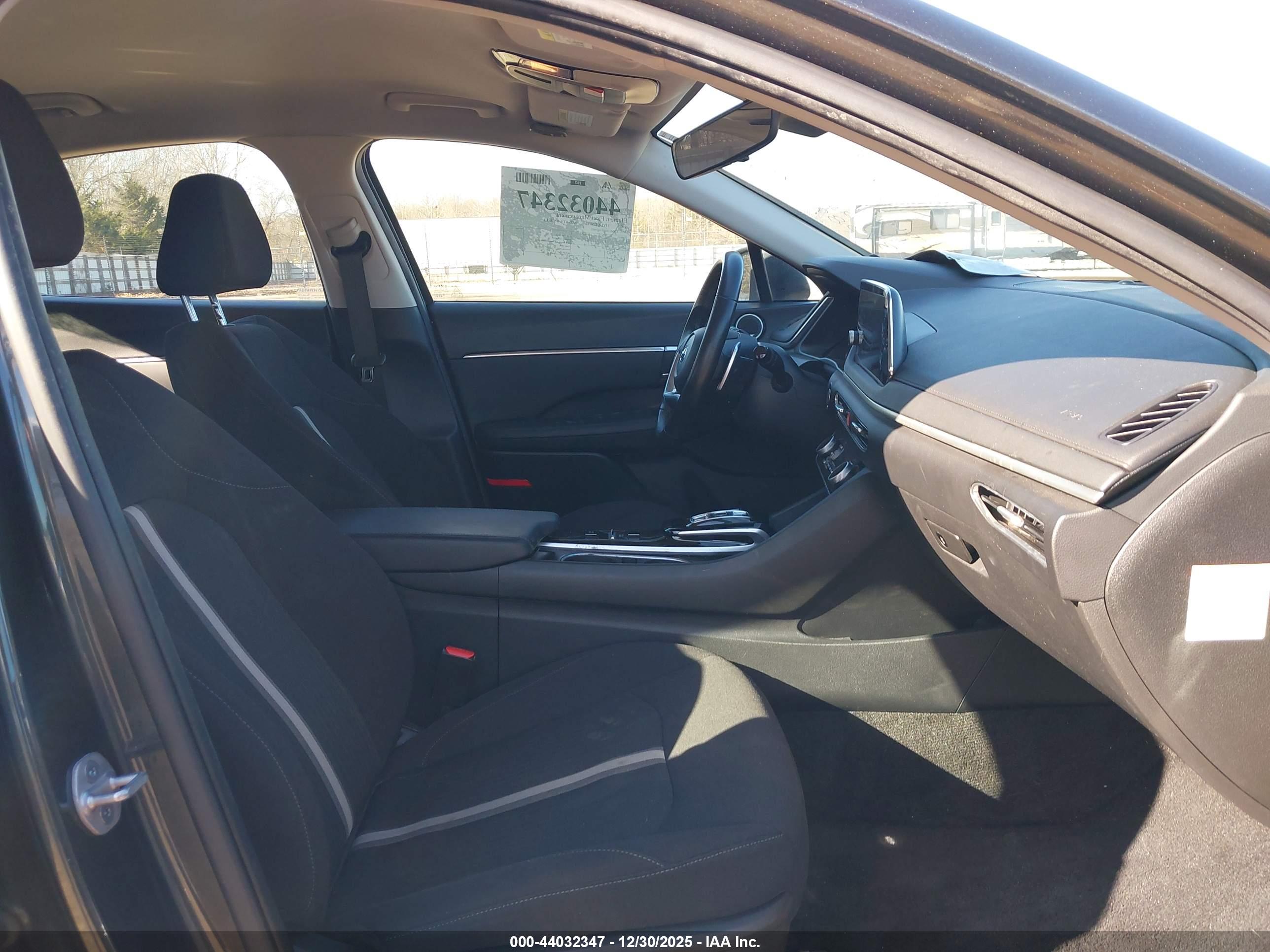 HYUNDAI SONATA image 5