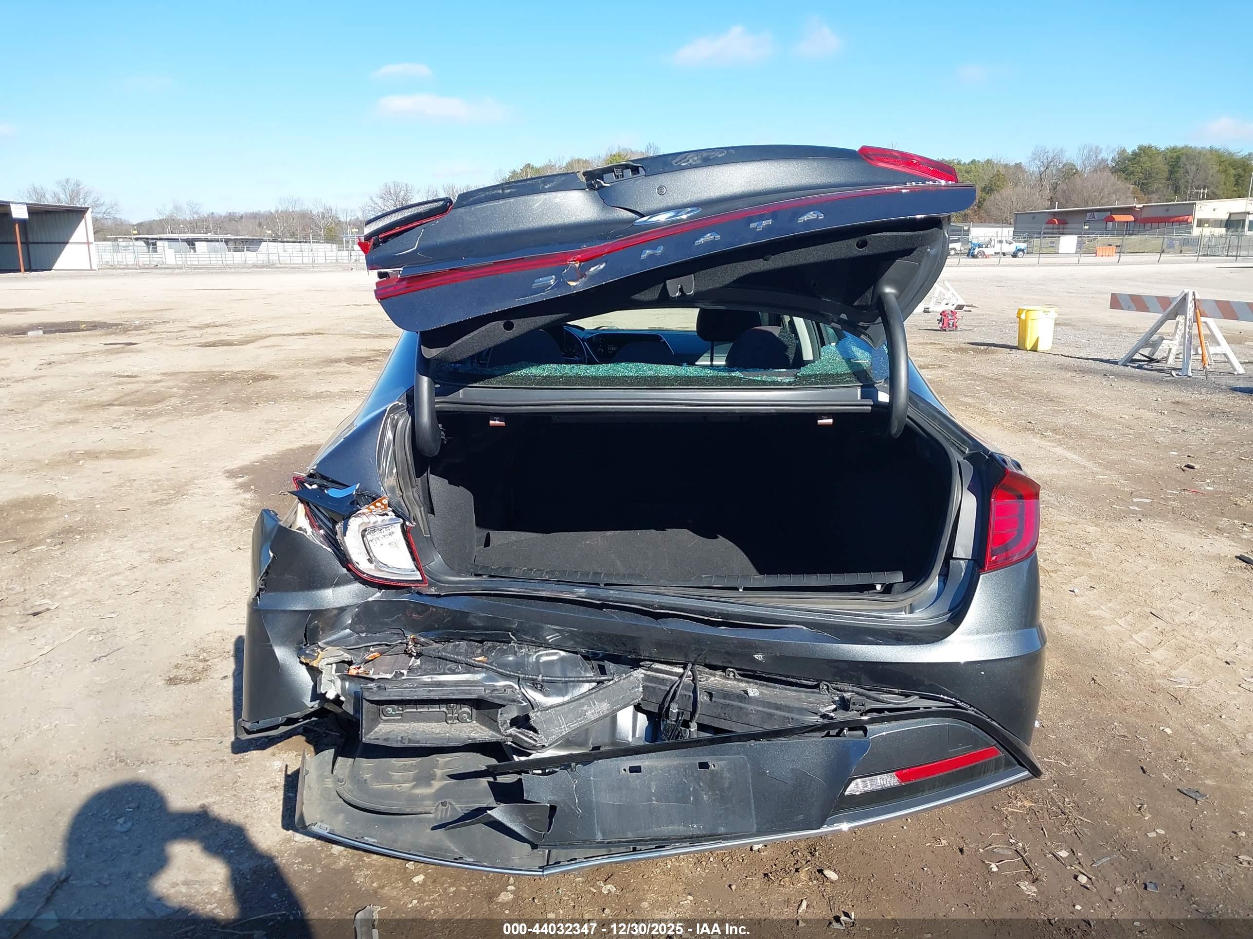 HYUNDAI SONATA image 6