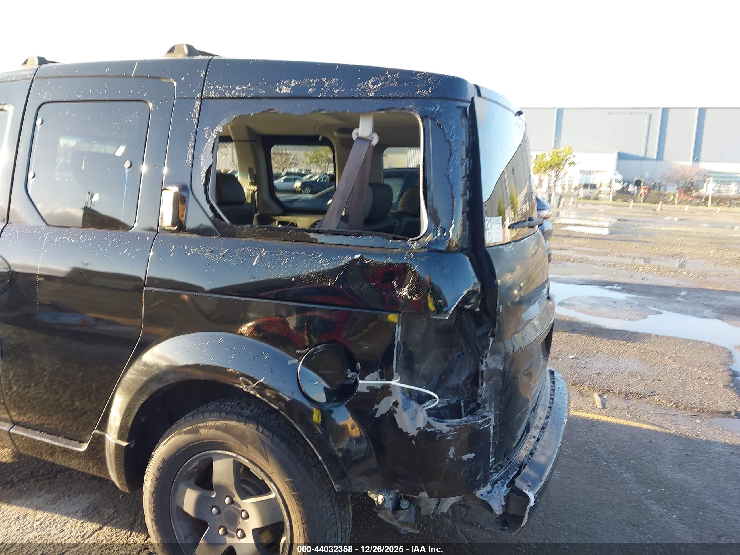 HONDA ELEMENT image 6