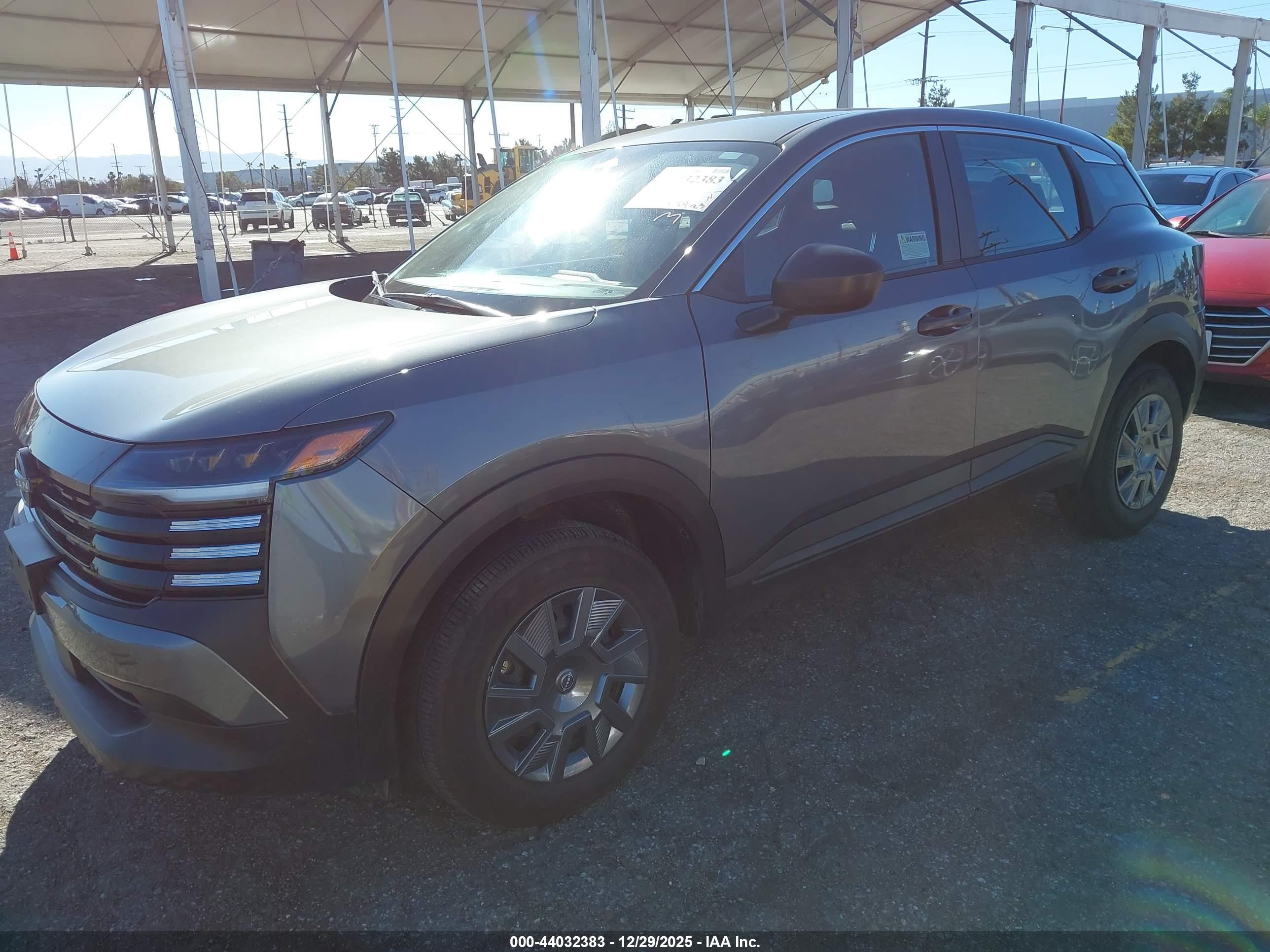 NISSAN KICKS image 2