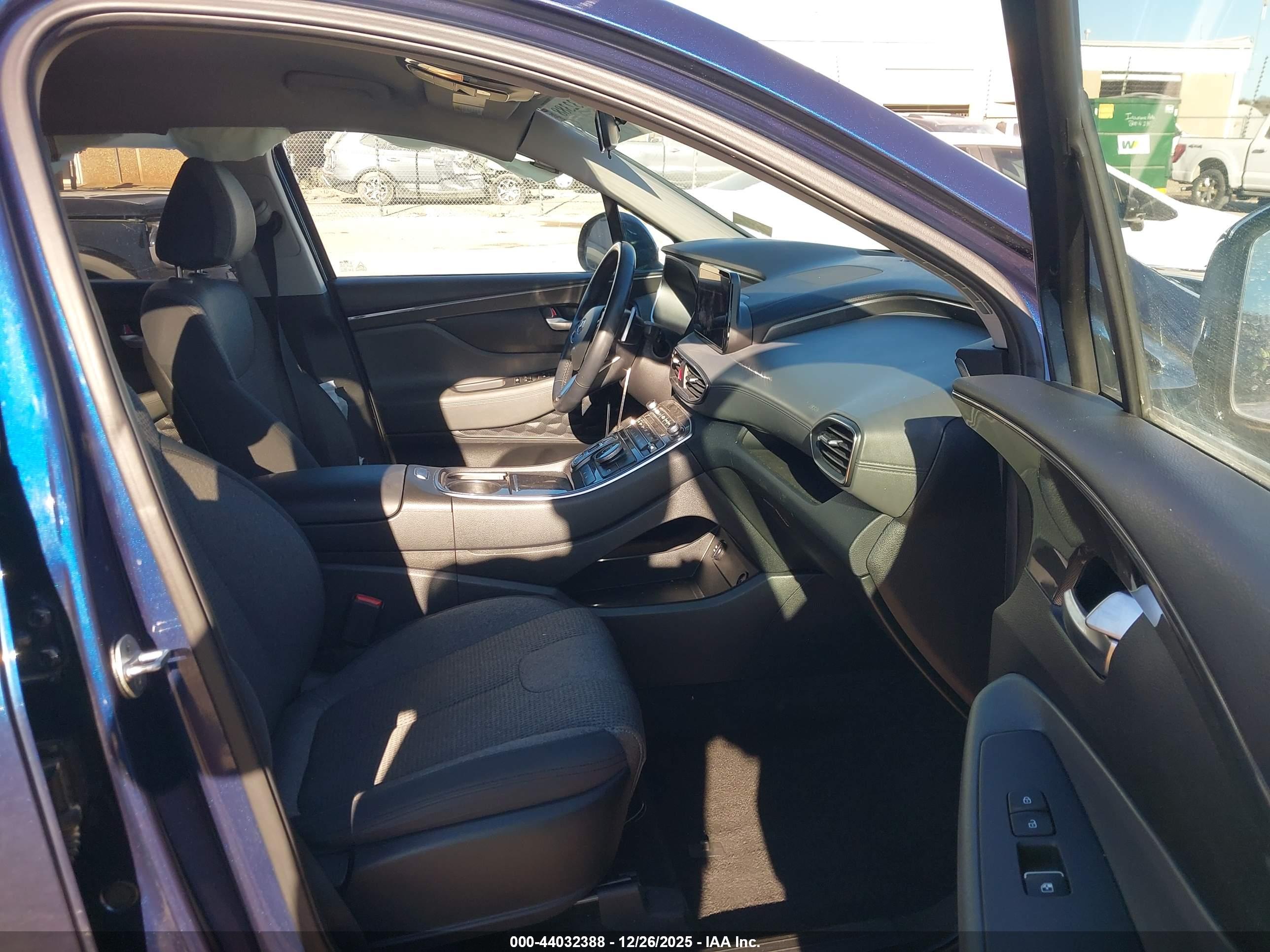 HYUNDAI SANTA image 5