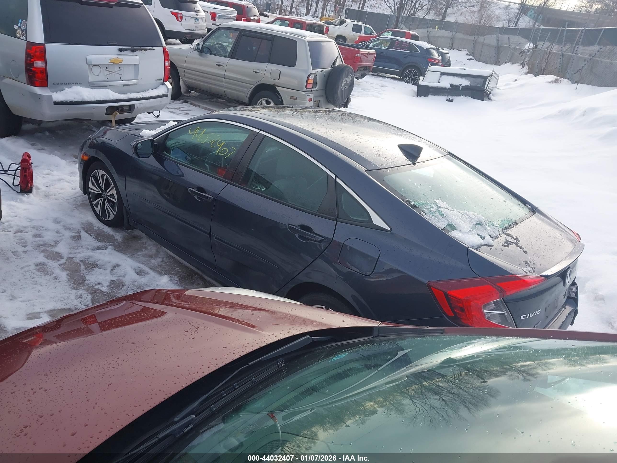 HONDA CIVIC image 3
