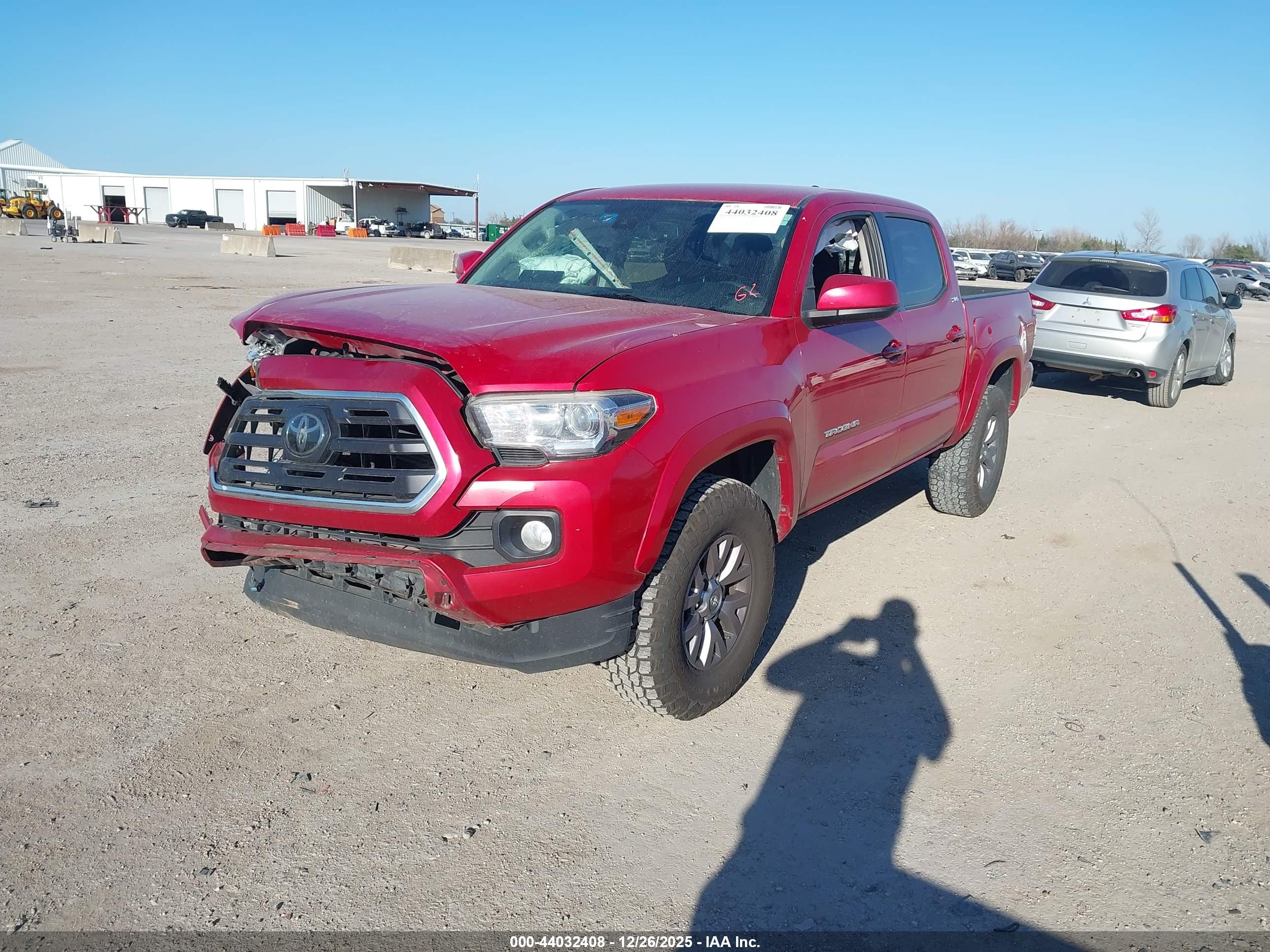 TOYOTA TACOMA image 2