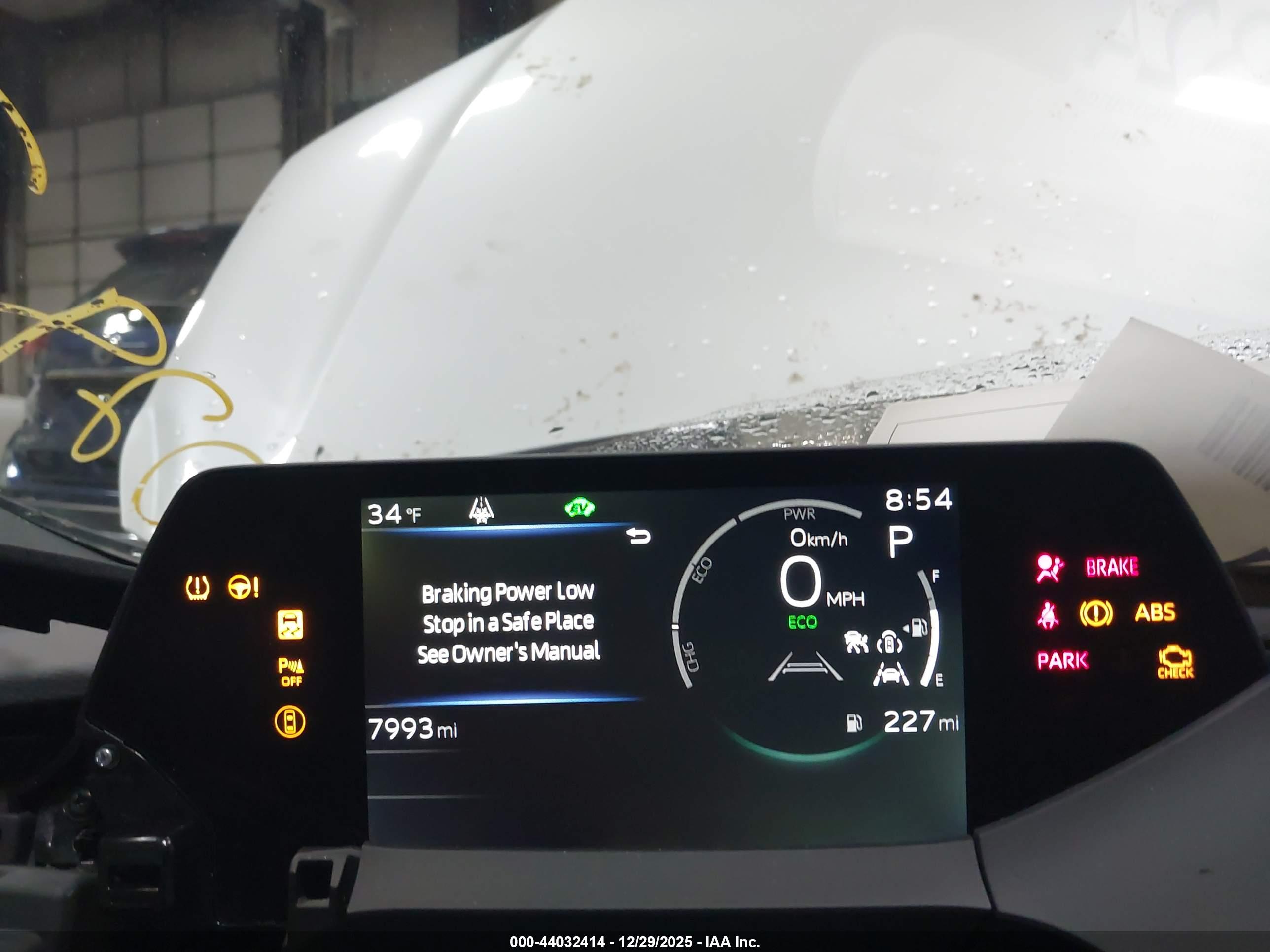 TOYOTA PRIUS image 7