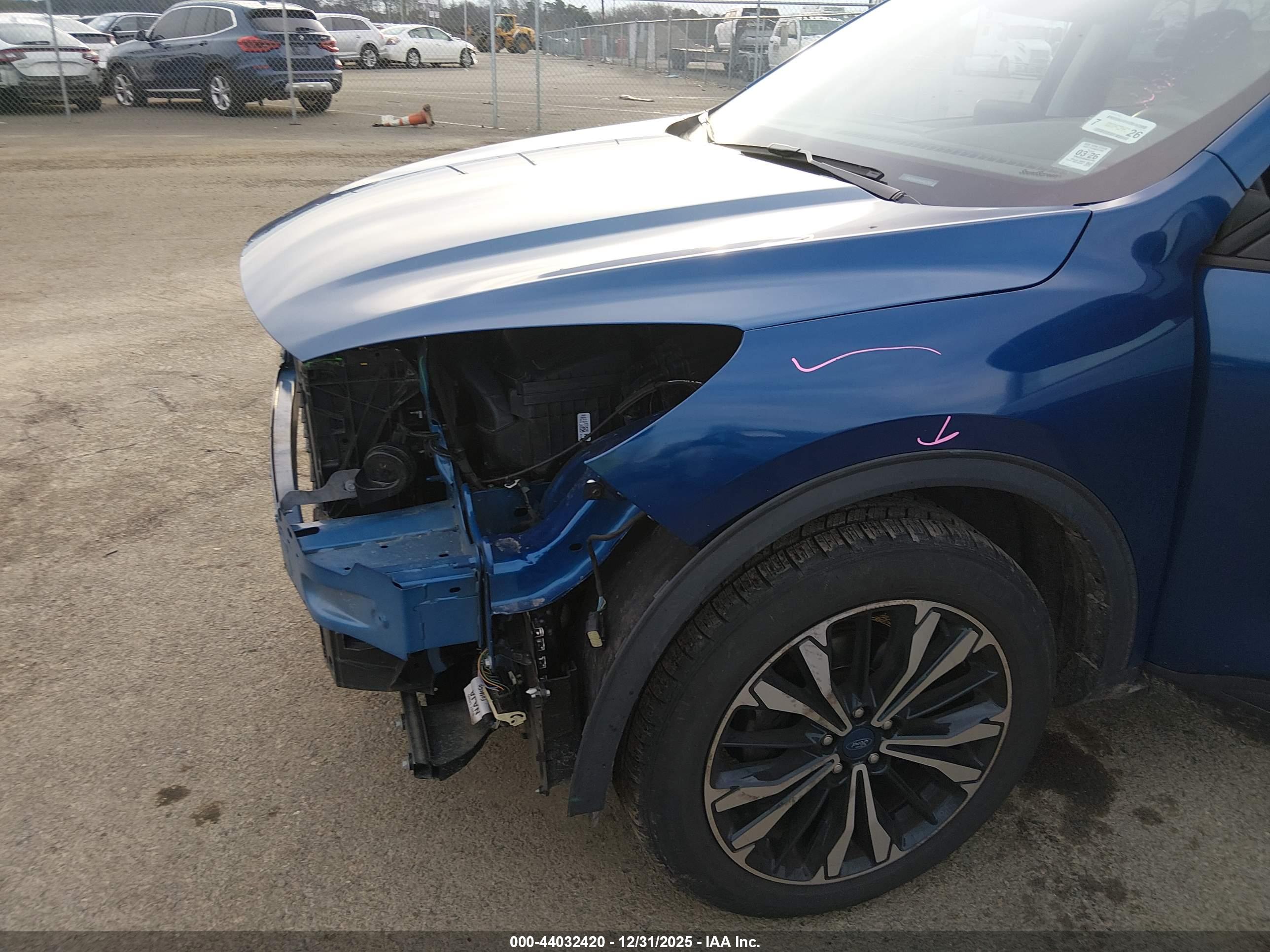 FORD ESCAPE image 6