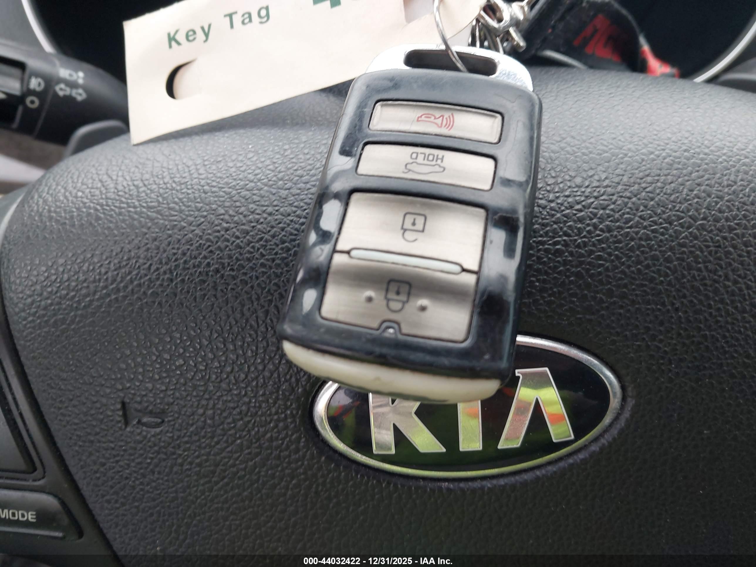KIA CADENZA image 11