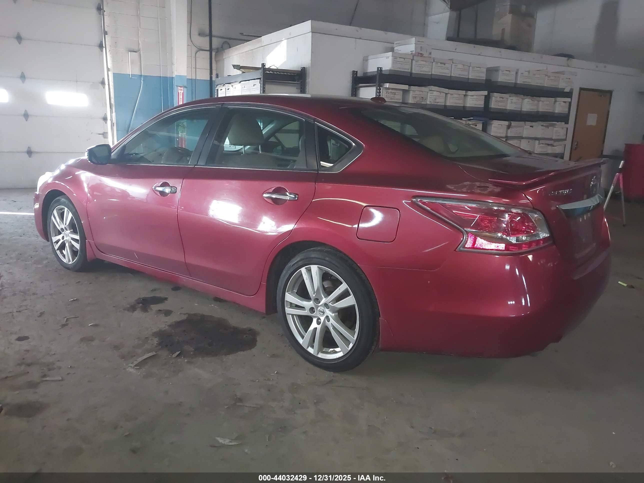 NISSAN ALTIMA image 3