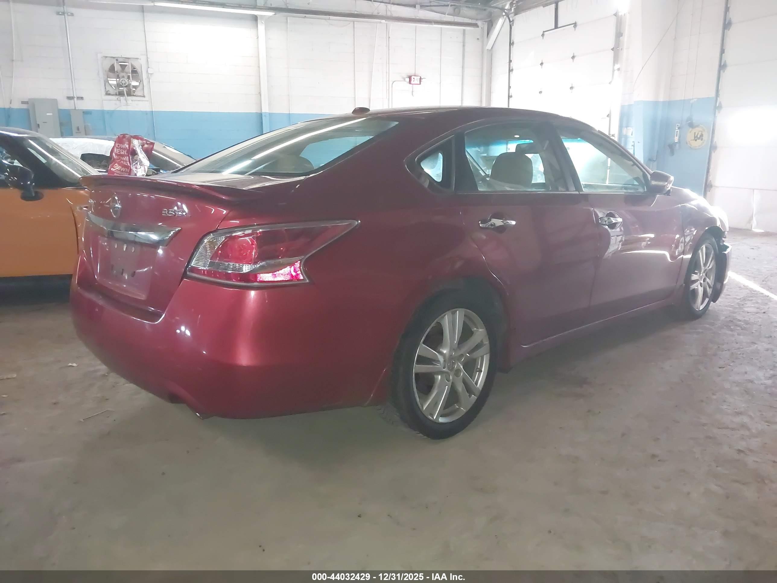 NISSAN ALTIMA image 4
