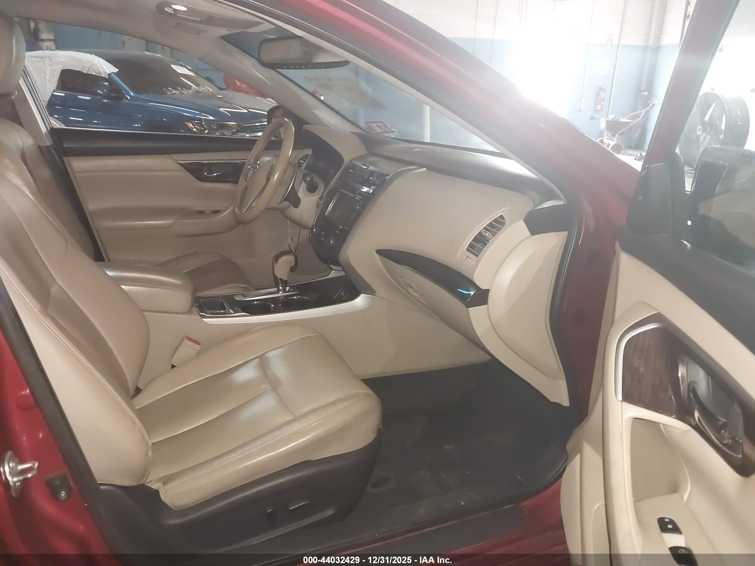 NISSAN ALTIMA image 5