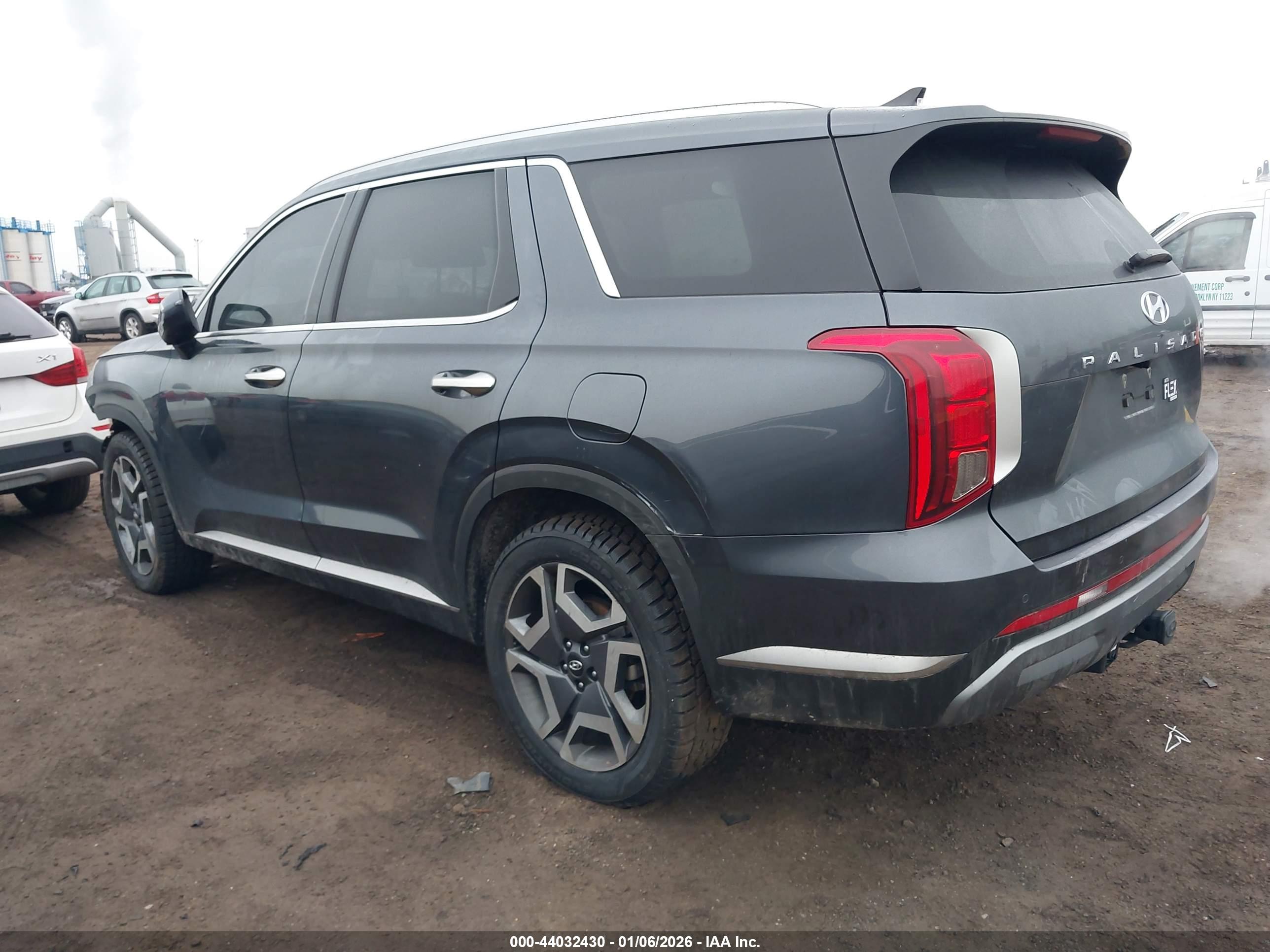 HYUNDAI PALISADE image 3