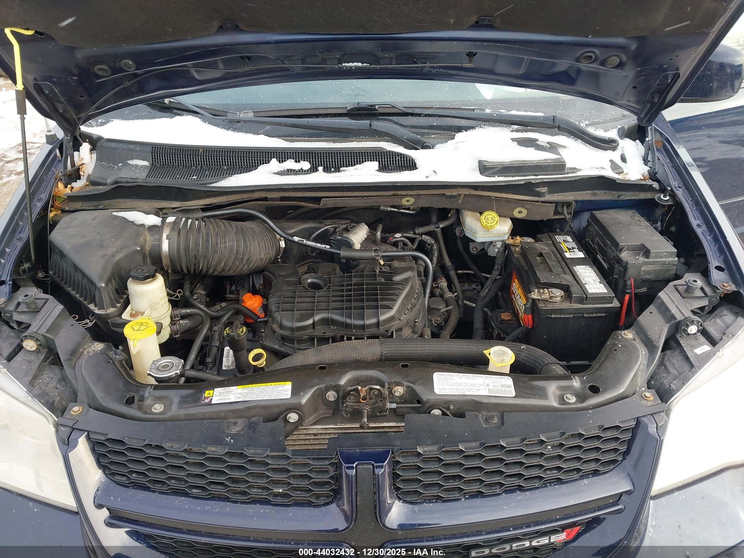 DODGE GRAND image 10