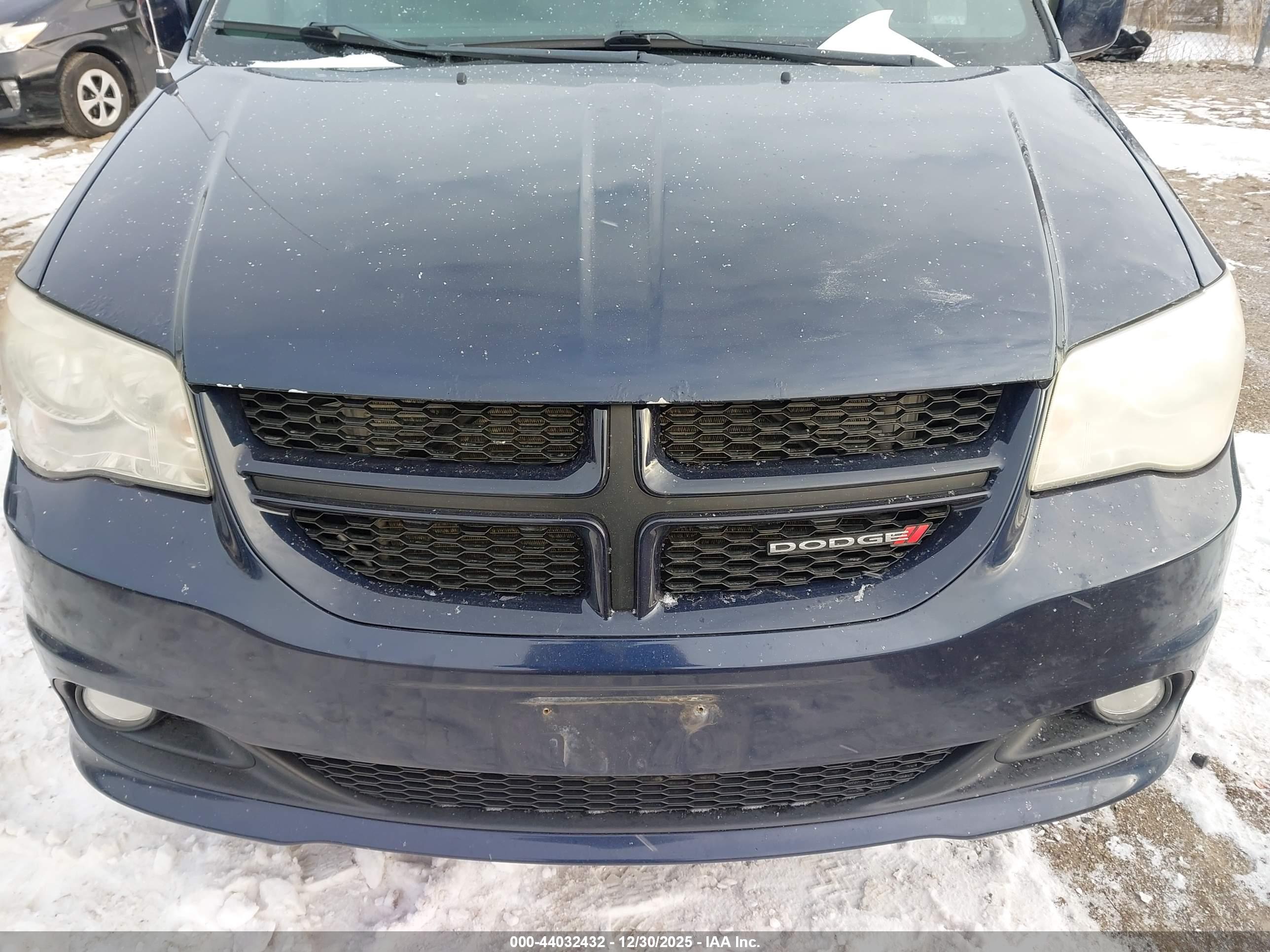 DODGE GRAND image 6